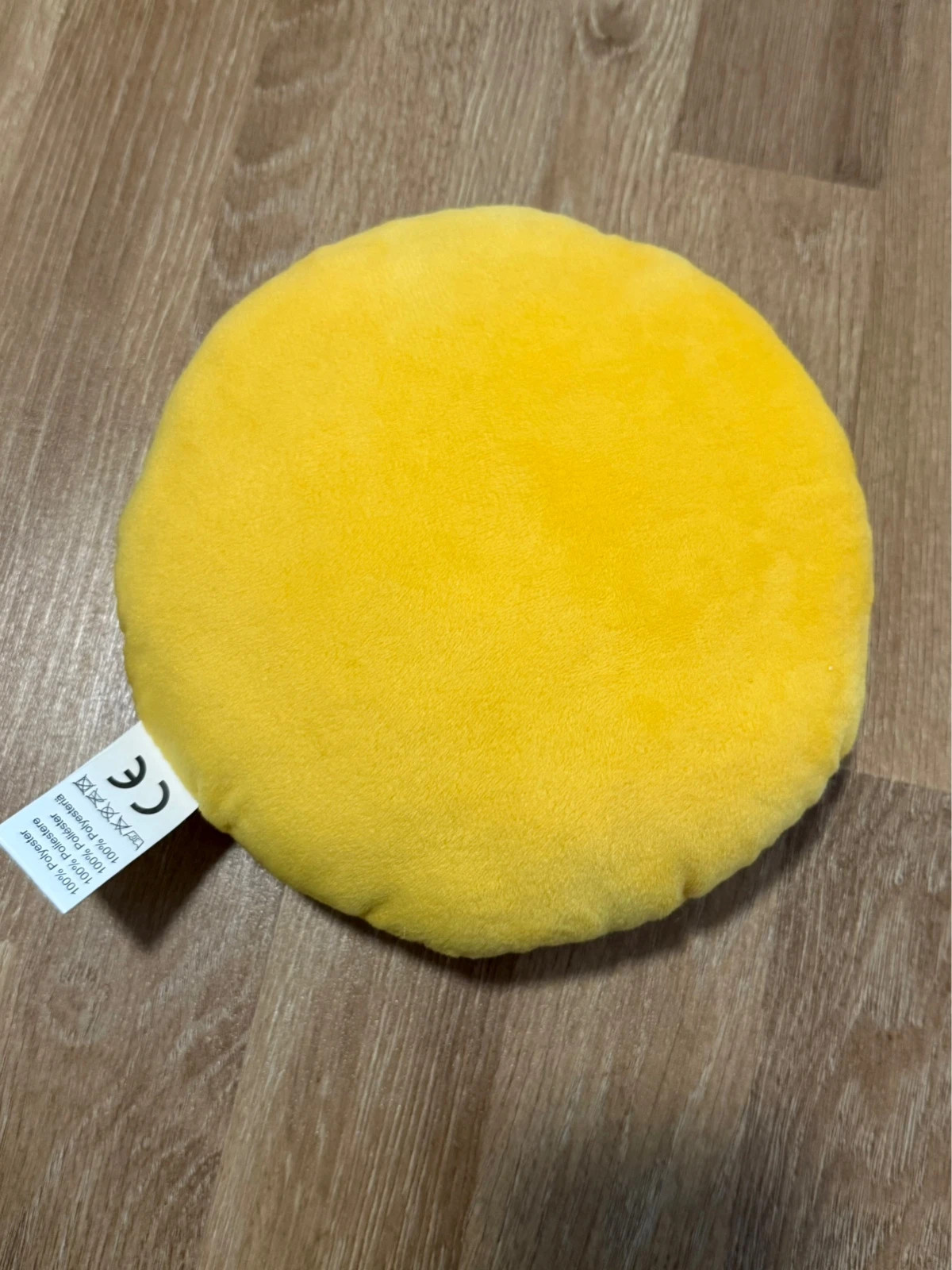 Emoji Kissen Herzaugen gelb rund – Smiley 2