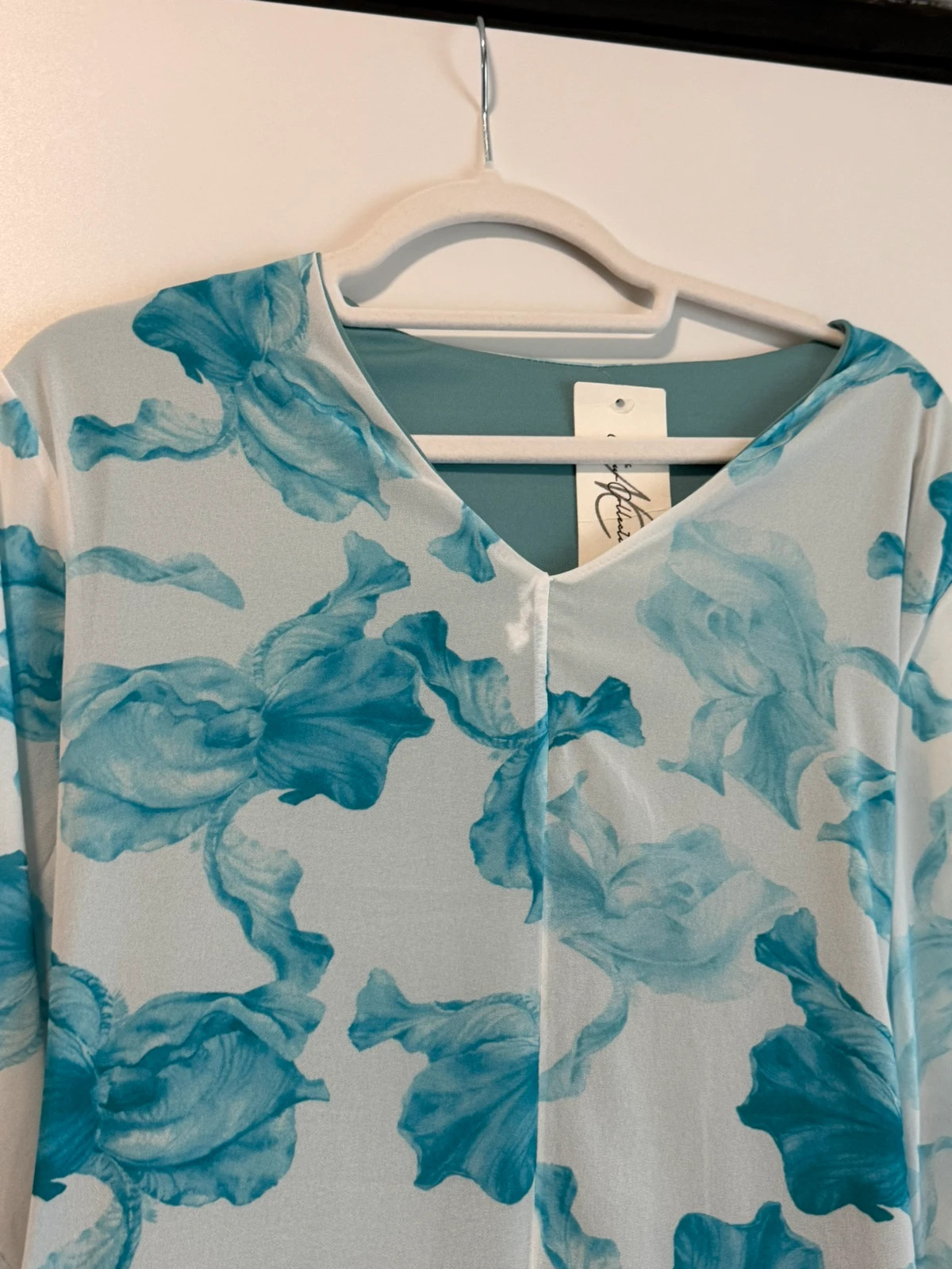Blau-weißes Maxi Kleid mit Blumenmuster & Trompetenärmeln – taille Taille unique 4