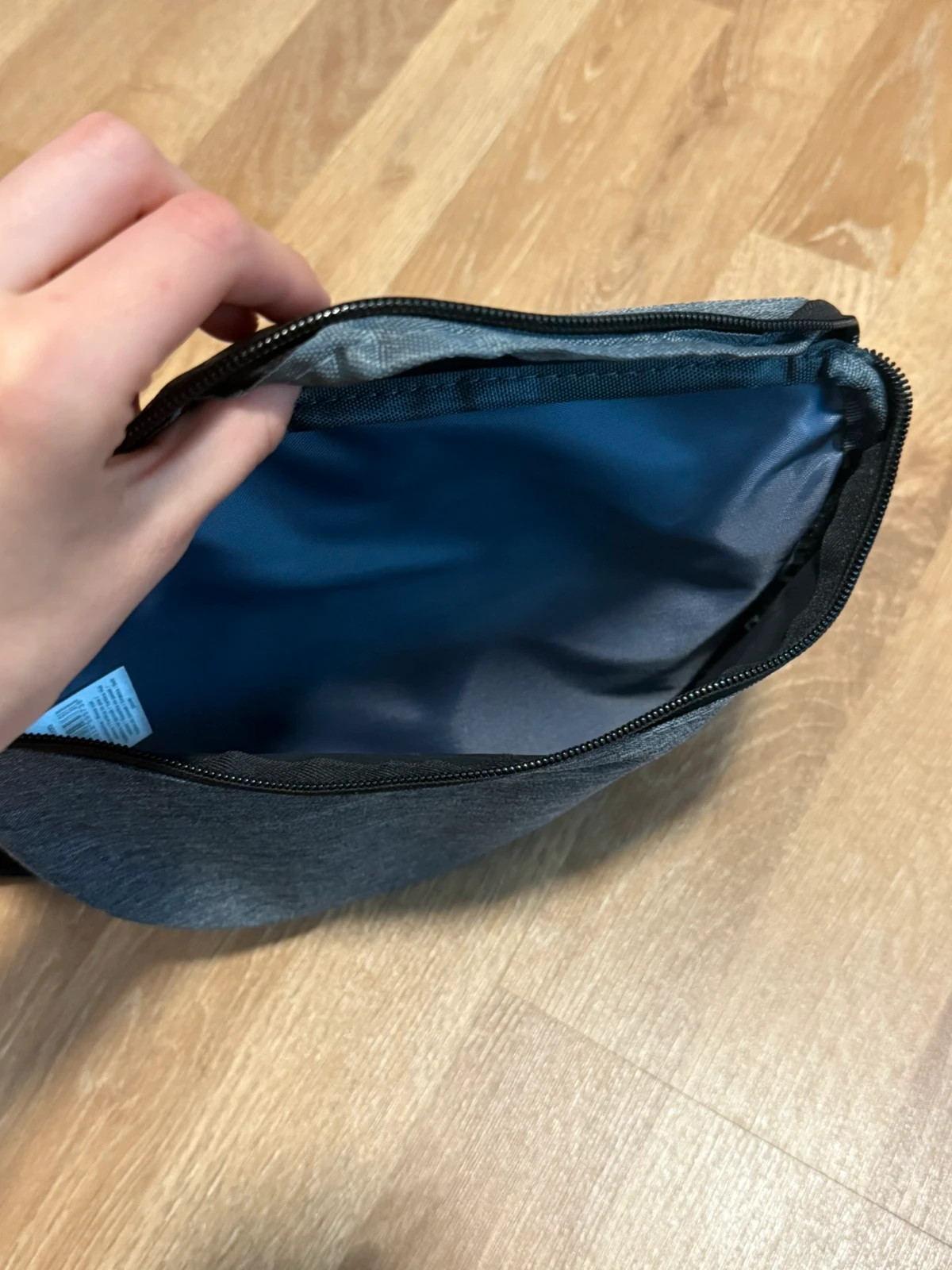 Graue Umhängetasche / Crossbody Bag – Infinity 3