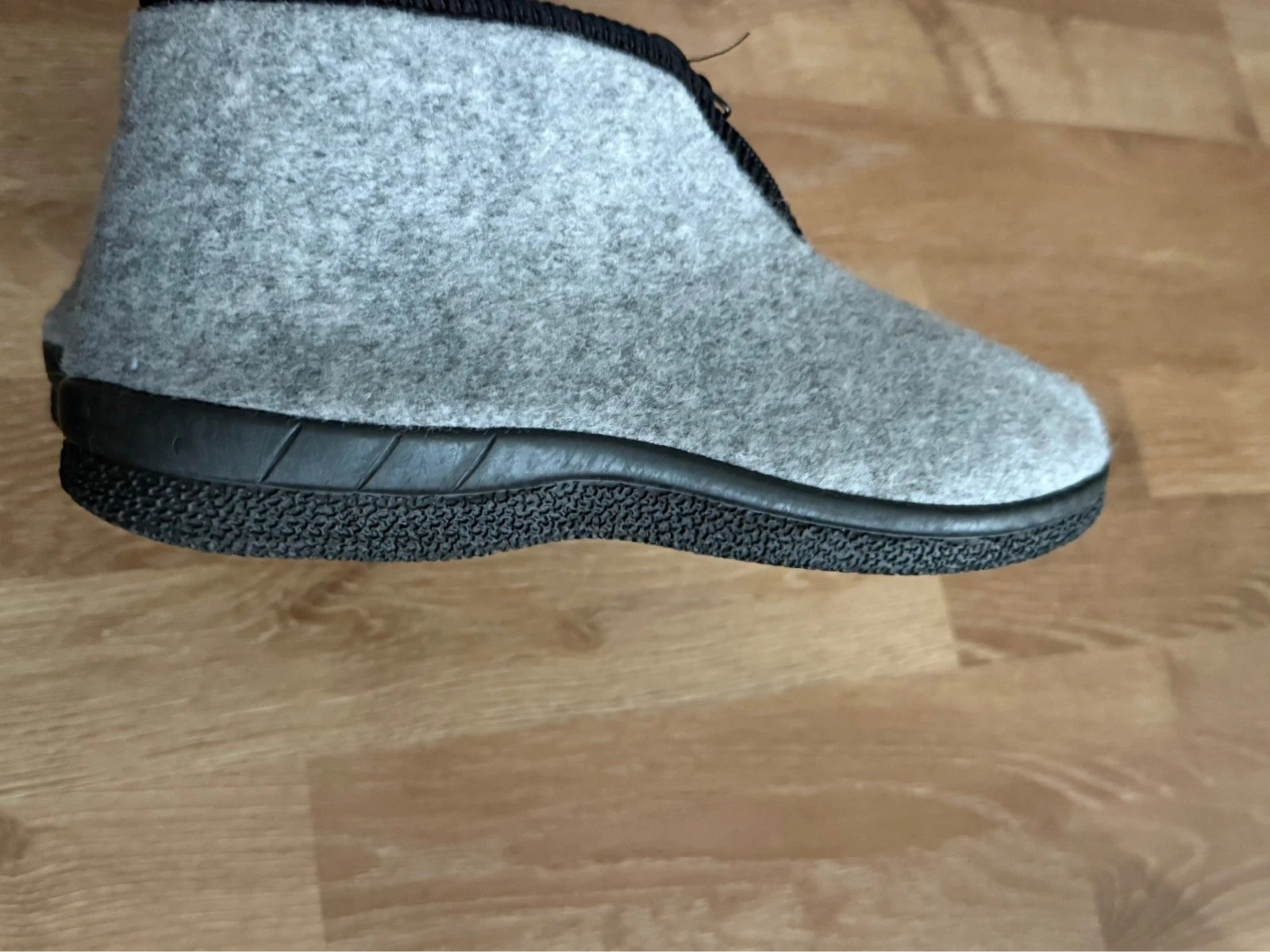 Hausschuhe / Hüttenschuhe – Infinity – taille 38 5