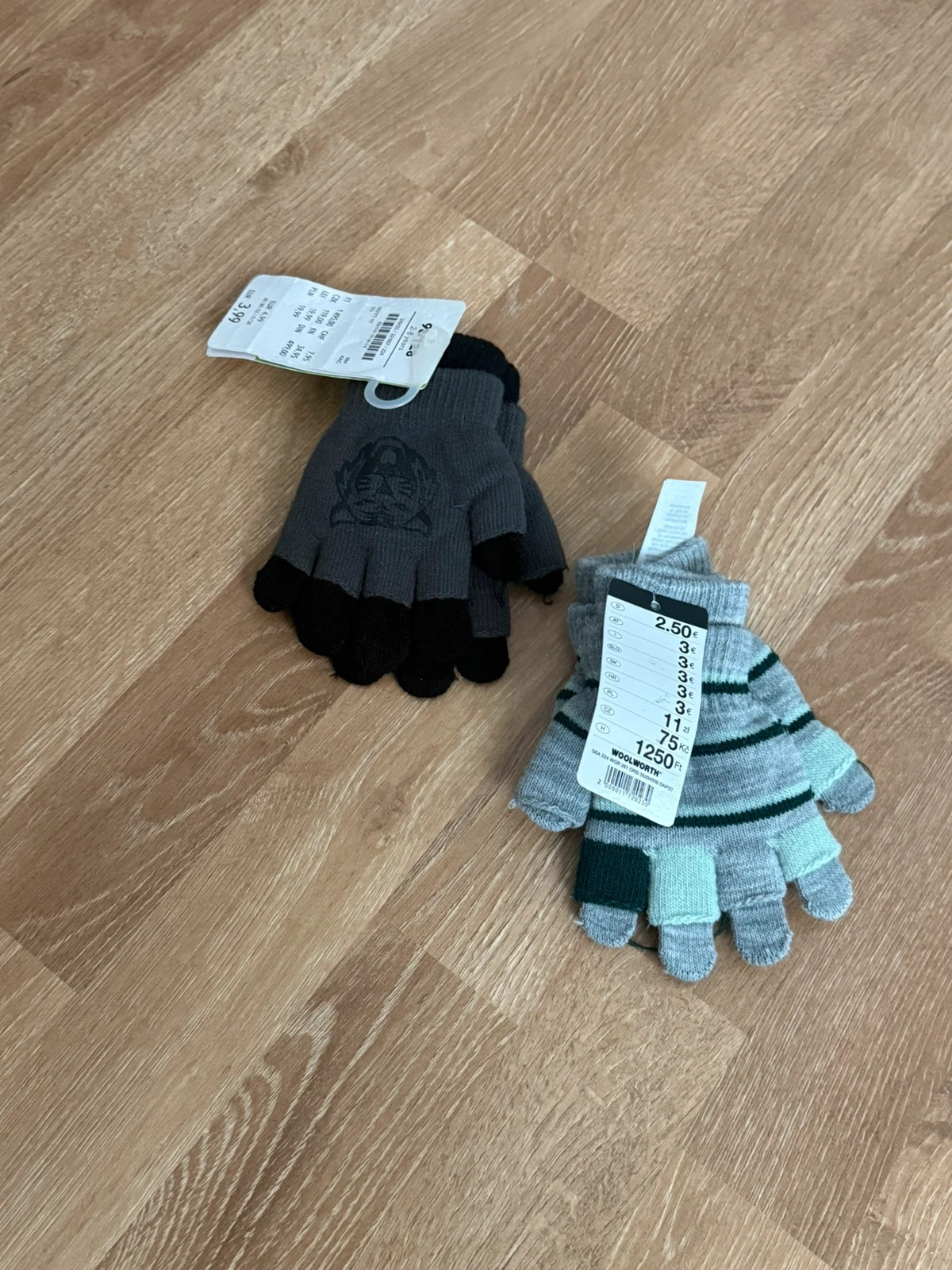 2 Paar Kinderhandschuhe neu mit Etikett