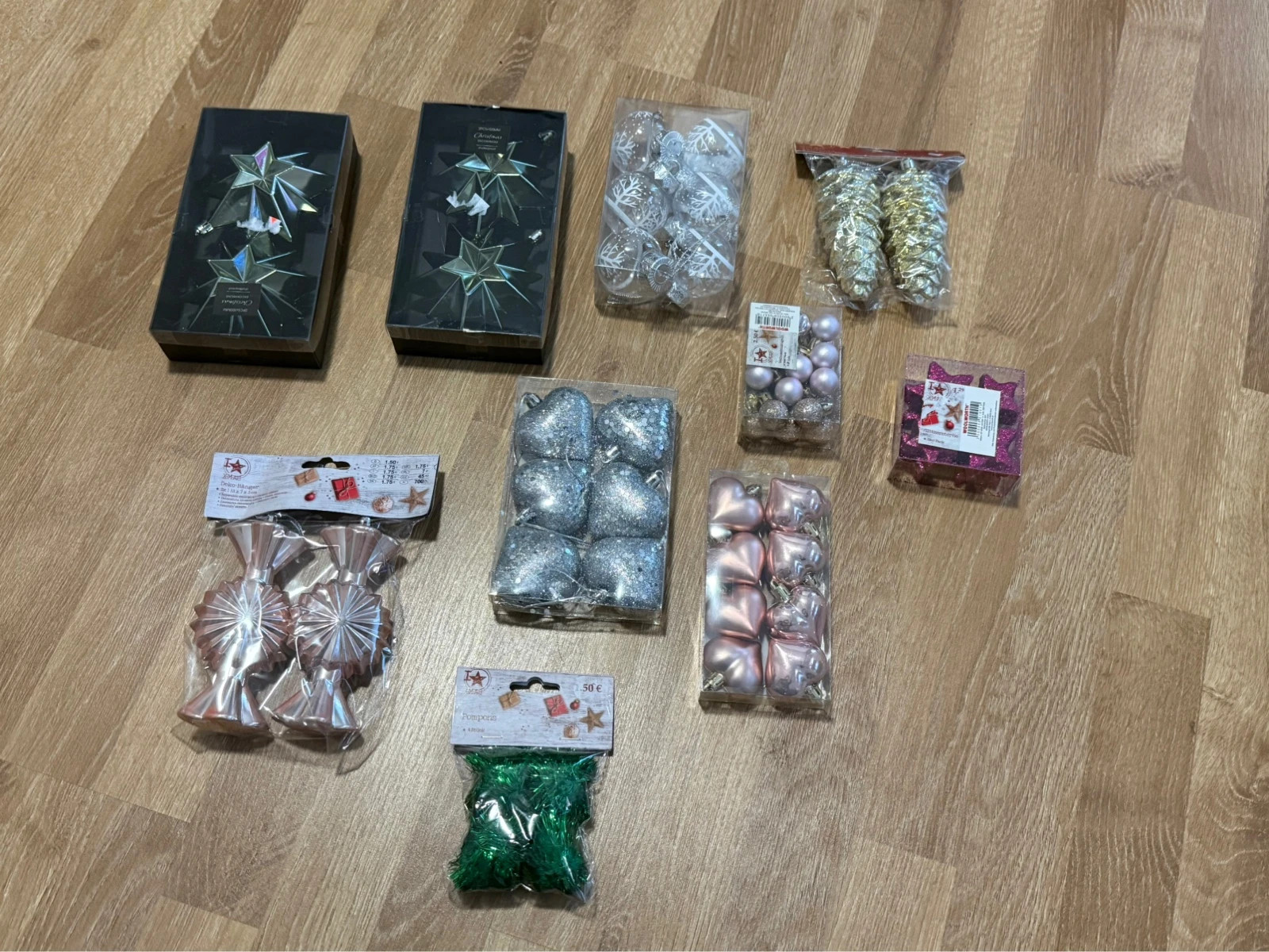 Großes Weihnachtsdeko Set – Kugeln, Sterne, Figuren