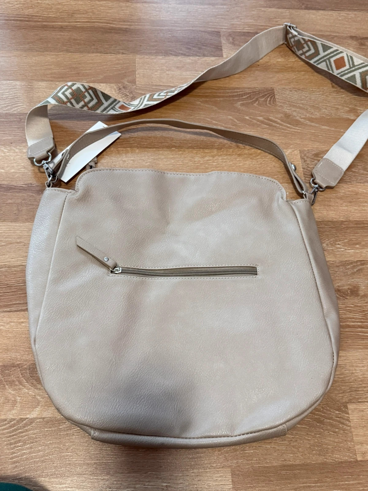 Buffalo Berlin Umhängetasche beige – Hüftgold Berlin 5