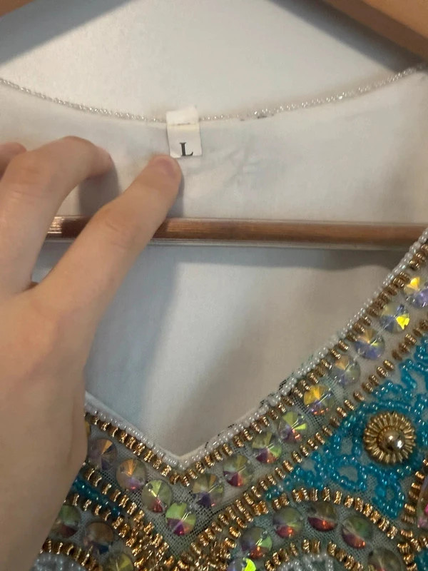 Eleganter Kaftan / Tunika mit Perlenstickerei – taille L / 40 / 12 4