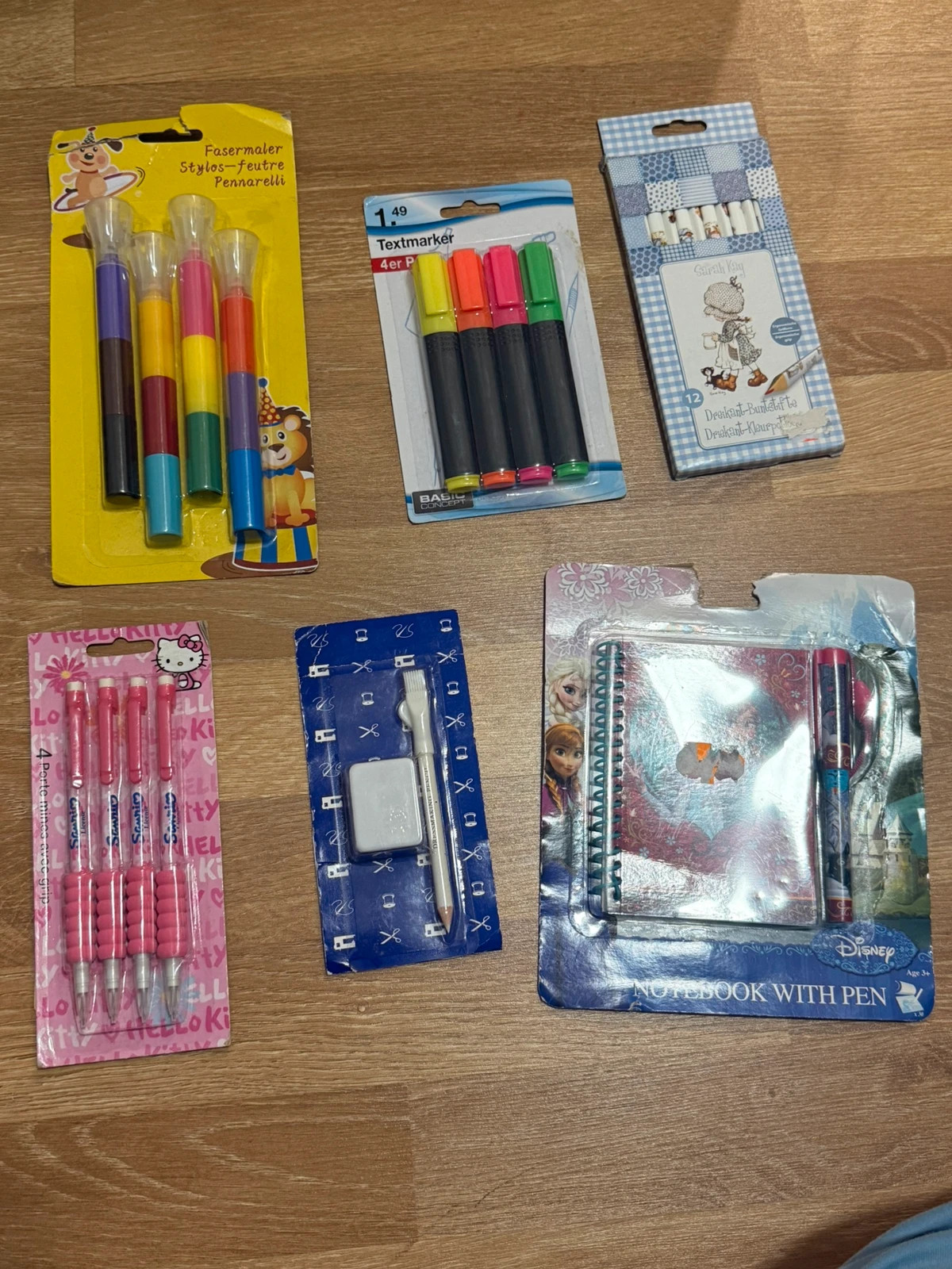 Schulbedarf Set neu – Stifte, Marker, Zubehör – taille Taille unique