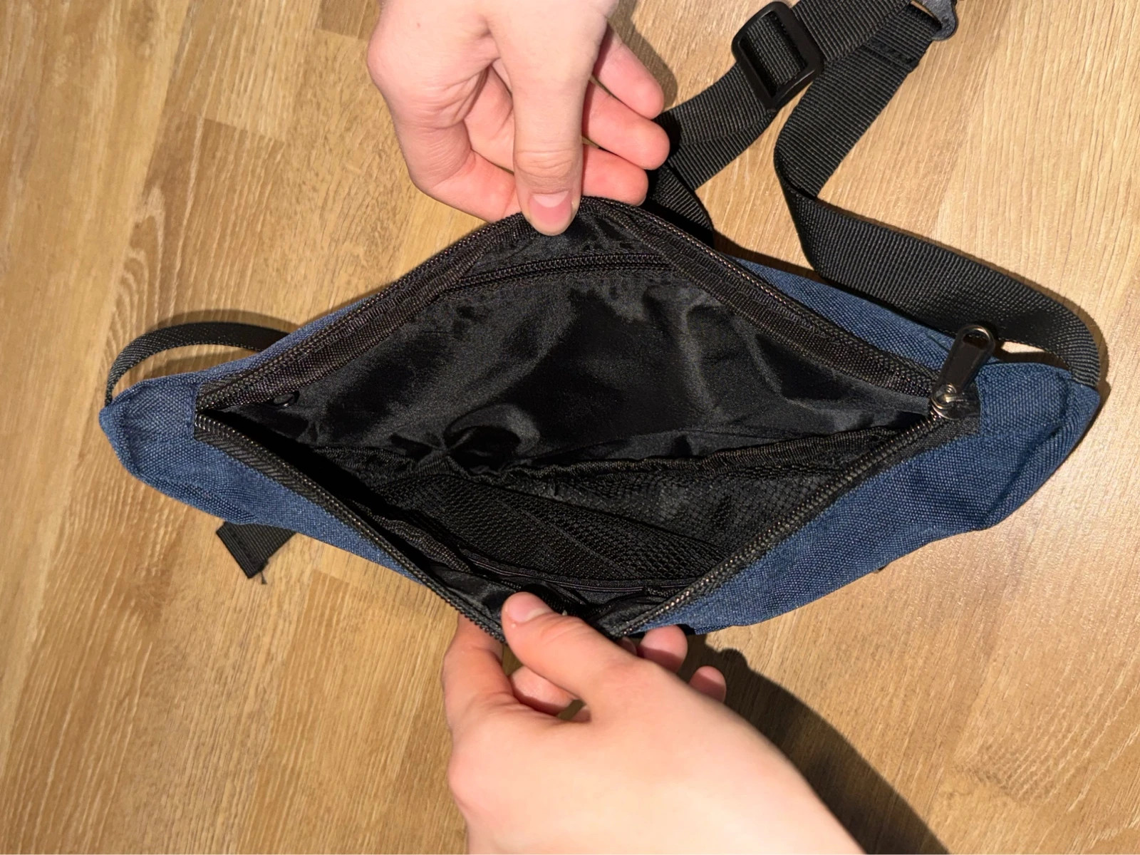 Bauchtasche – FRANKY 4