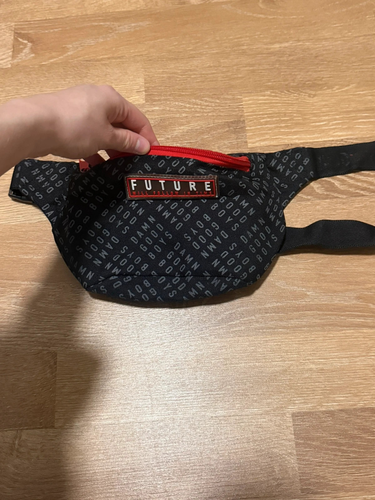 Bauchtasche – Future