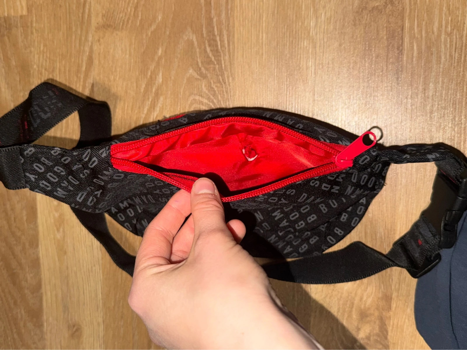 Bauchtasche – Future 5