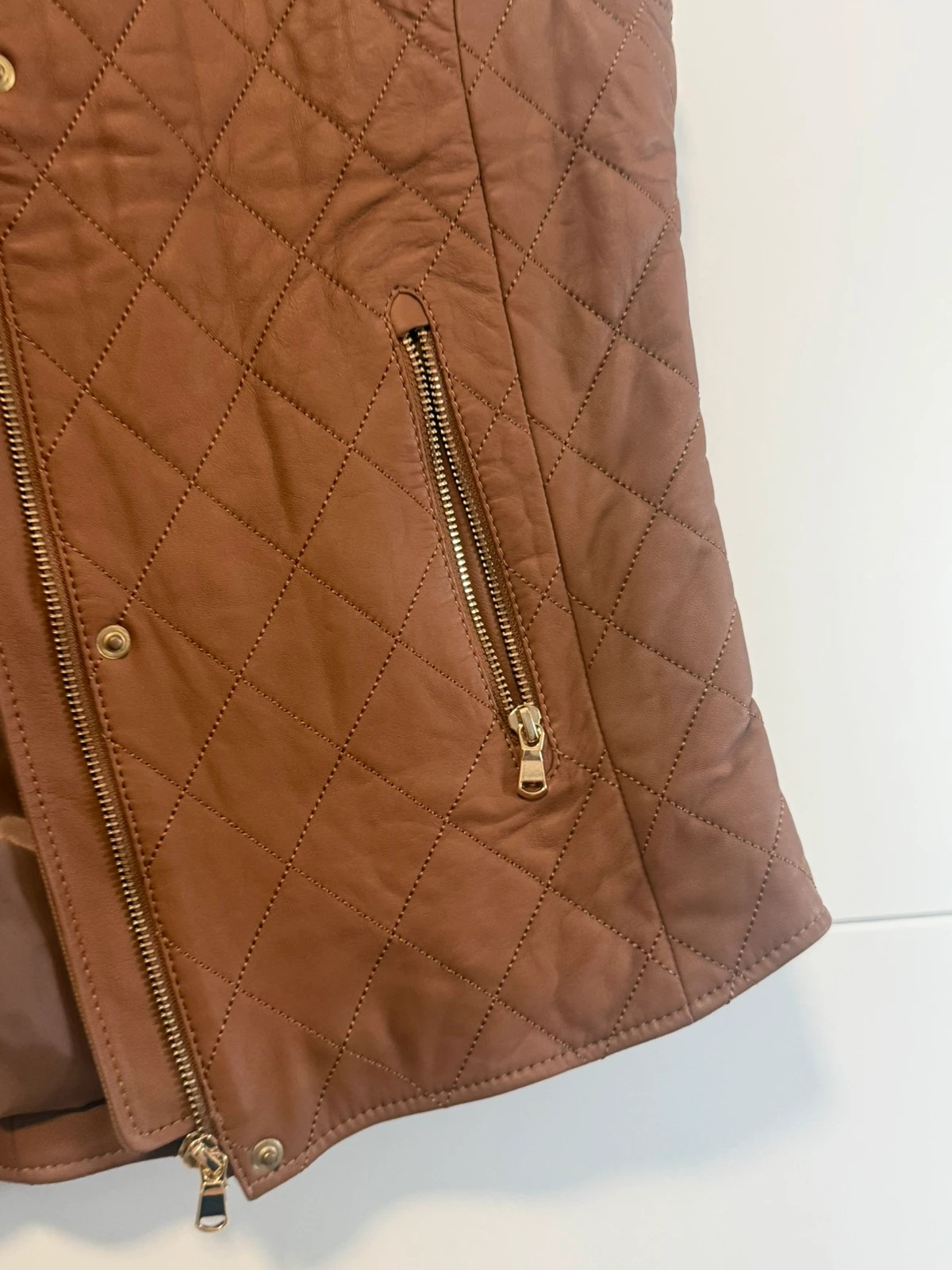 Braune Steppweste aus Kunstleder – Delmod – taille L / 40 / 12 2