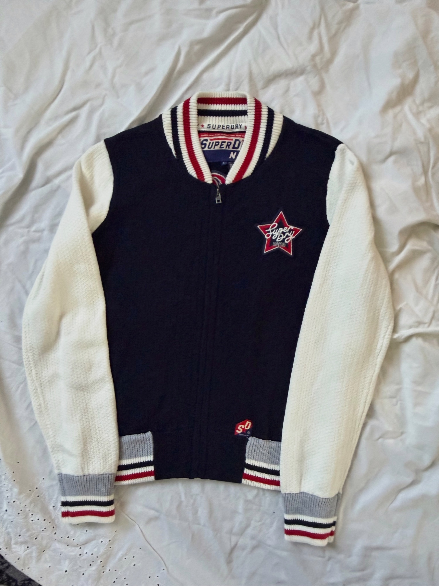 Veste superdry taille L homme