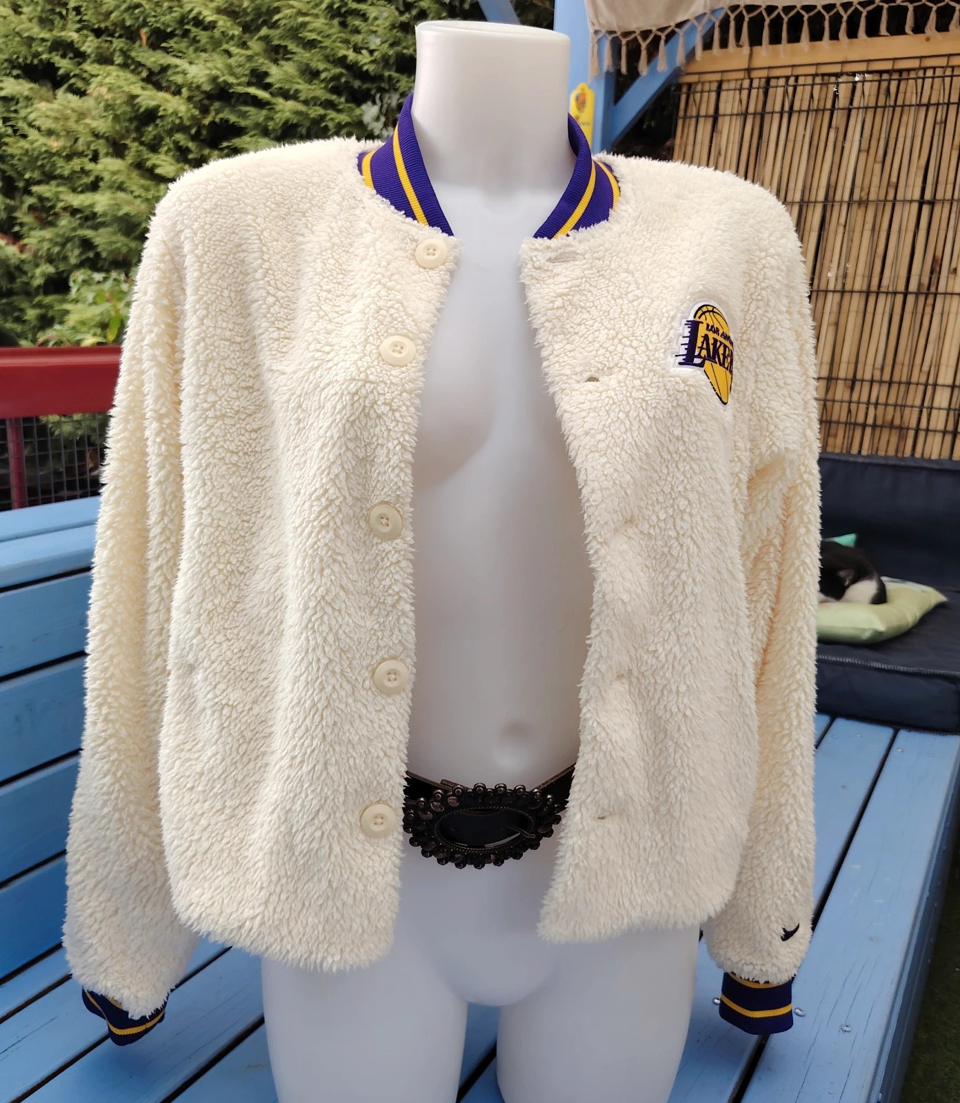 Veste moumoute Nike x NBA Lakers (T. S) Le doudou ultime pour rugir devant le match – NBA – taille S 2