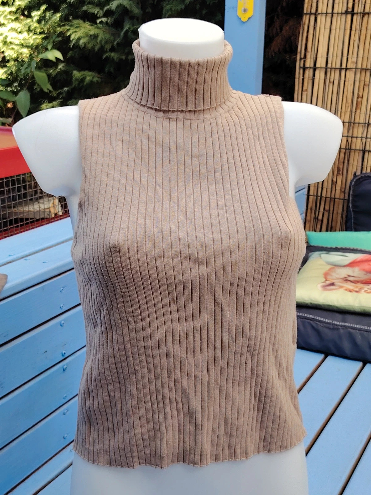 Le débardeur chic pour quand il fait froid mais que tu veux quand même frimer – Pinkie – taille M / 38 / 10 3