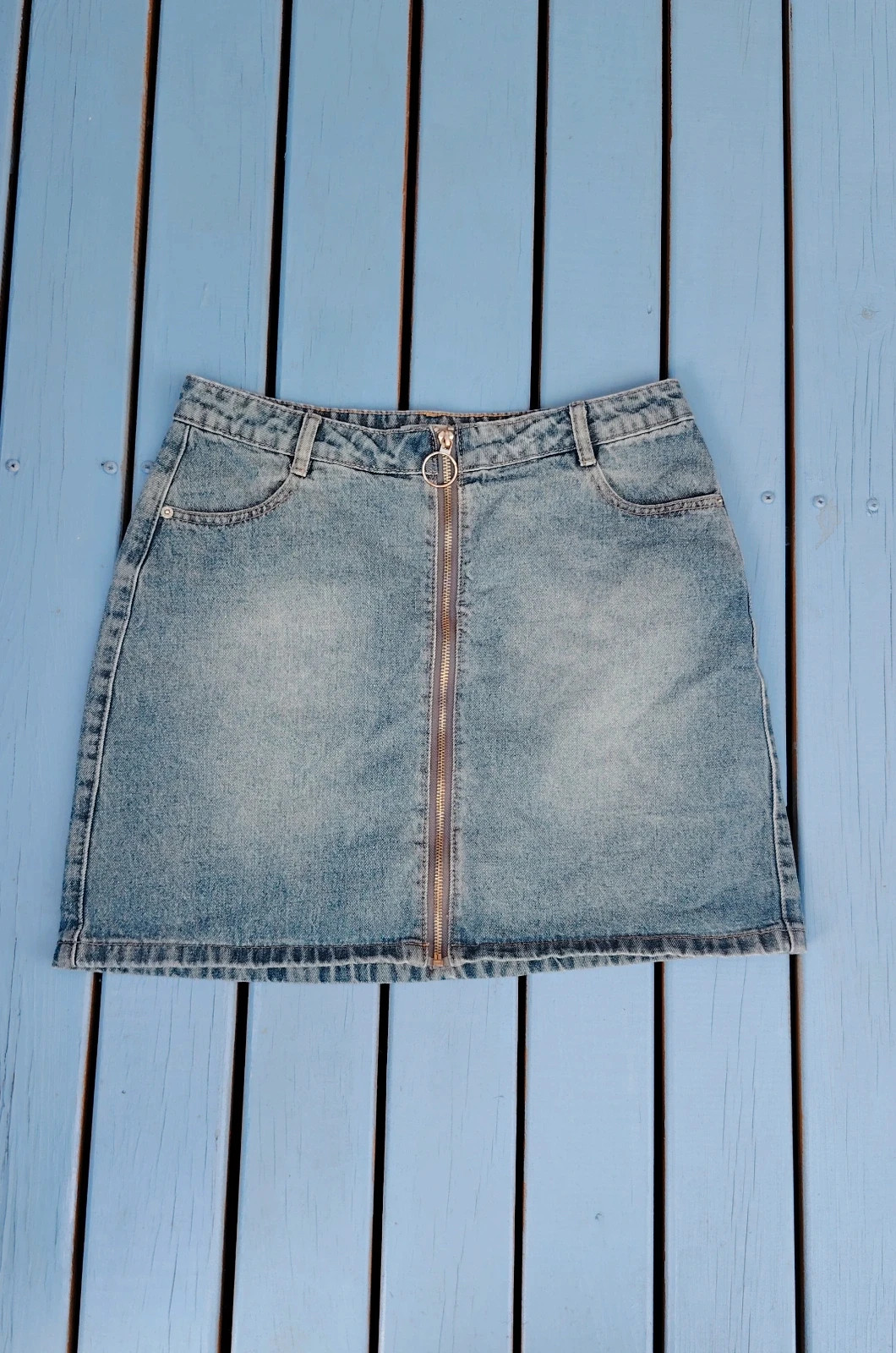 Jupe courte en jean Cache Cache avec zip central – Taille 38 – Denim délavé – Cache Cache – taille M / 38 / 10 2