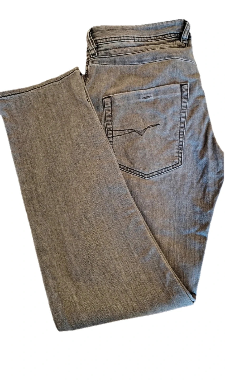Jean homme DIESEL modele Belther pour homme en excellent état.
