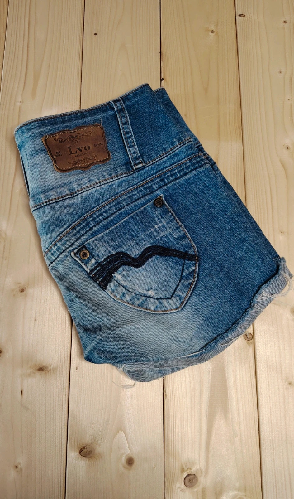 Short en jean taille haute destroy Lvo collection Taille 36 – LAVORO – taille S / 36 / 8 2