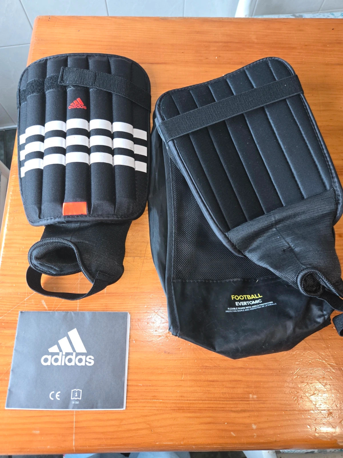Espinilleras Adidas Evertomic - Talla L – adidas 5