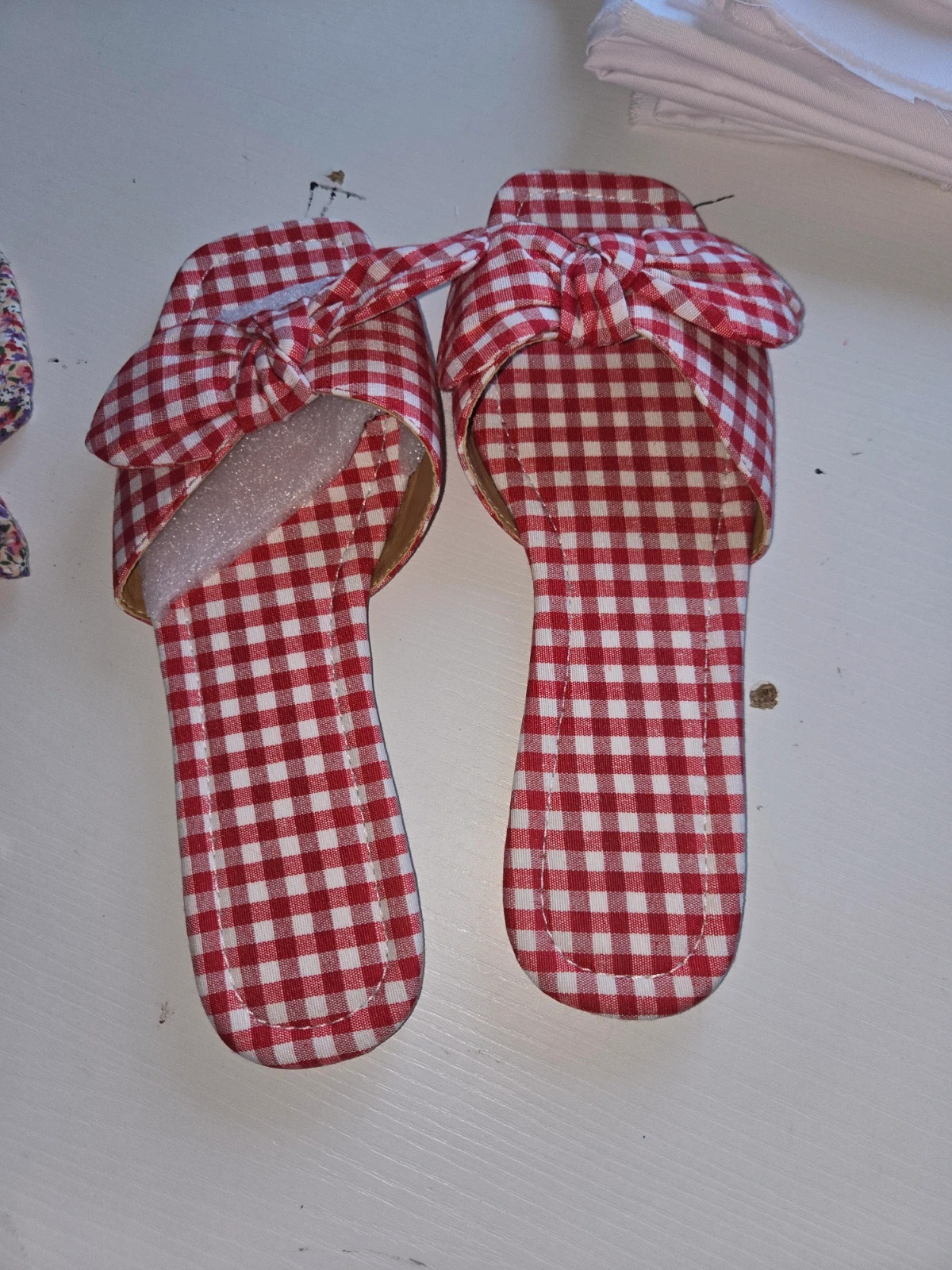 Sandalias planas cuadros vichy rojo y blanco lazo Talla 40 – Local – taille 40 2