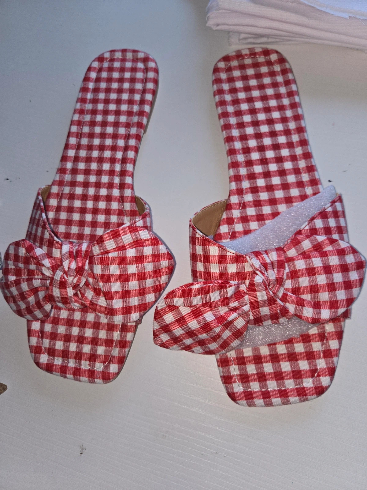 Sandalias planas cuadros vichy rojo y blanco lazo Talla 40 – Local – taille 40