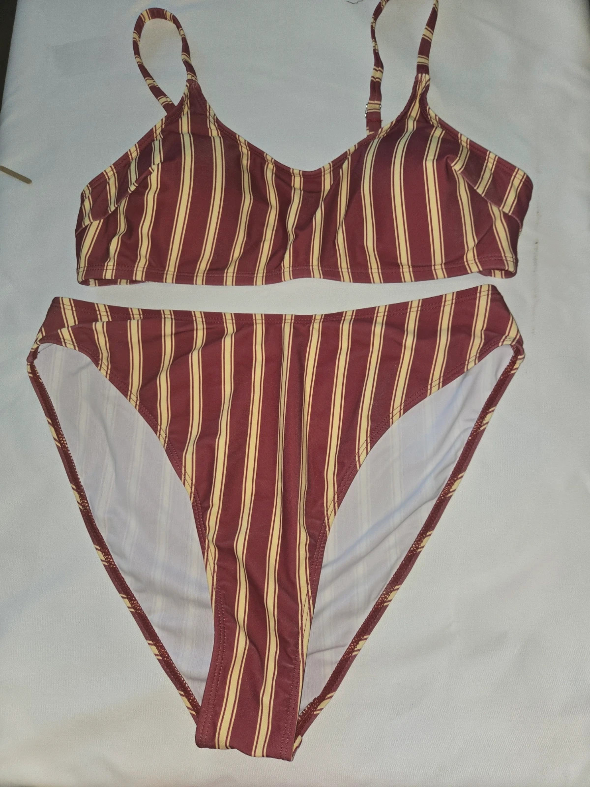 Bikini de talle alto a rayas granate y amarillo - Talla XL – Shein – taille XL / 42 / 14