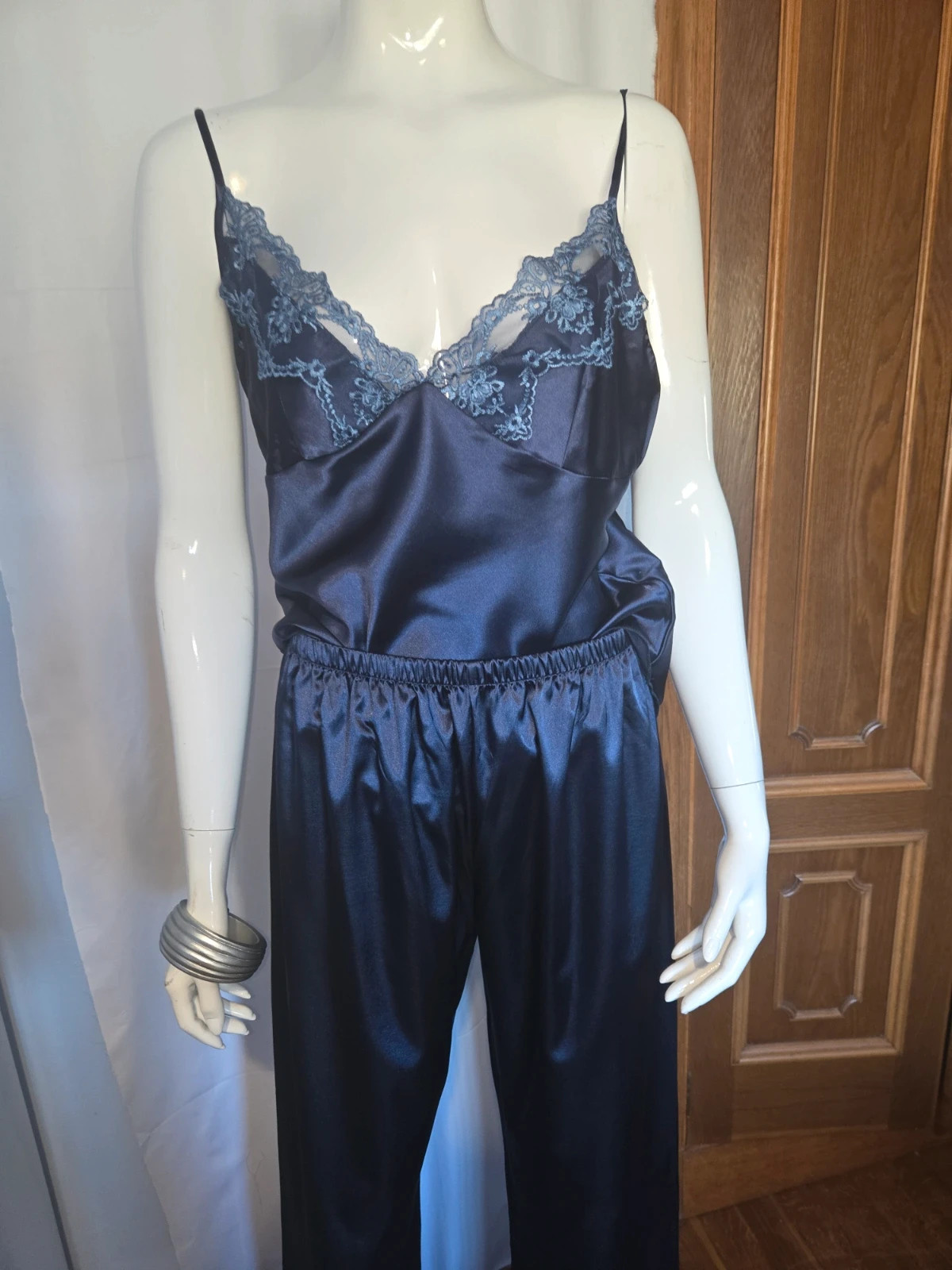 Conjunto de pijama de satén azul marino con encaje – Talla XL – Local – taille XL / 42 / 14 2