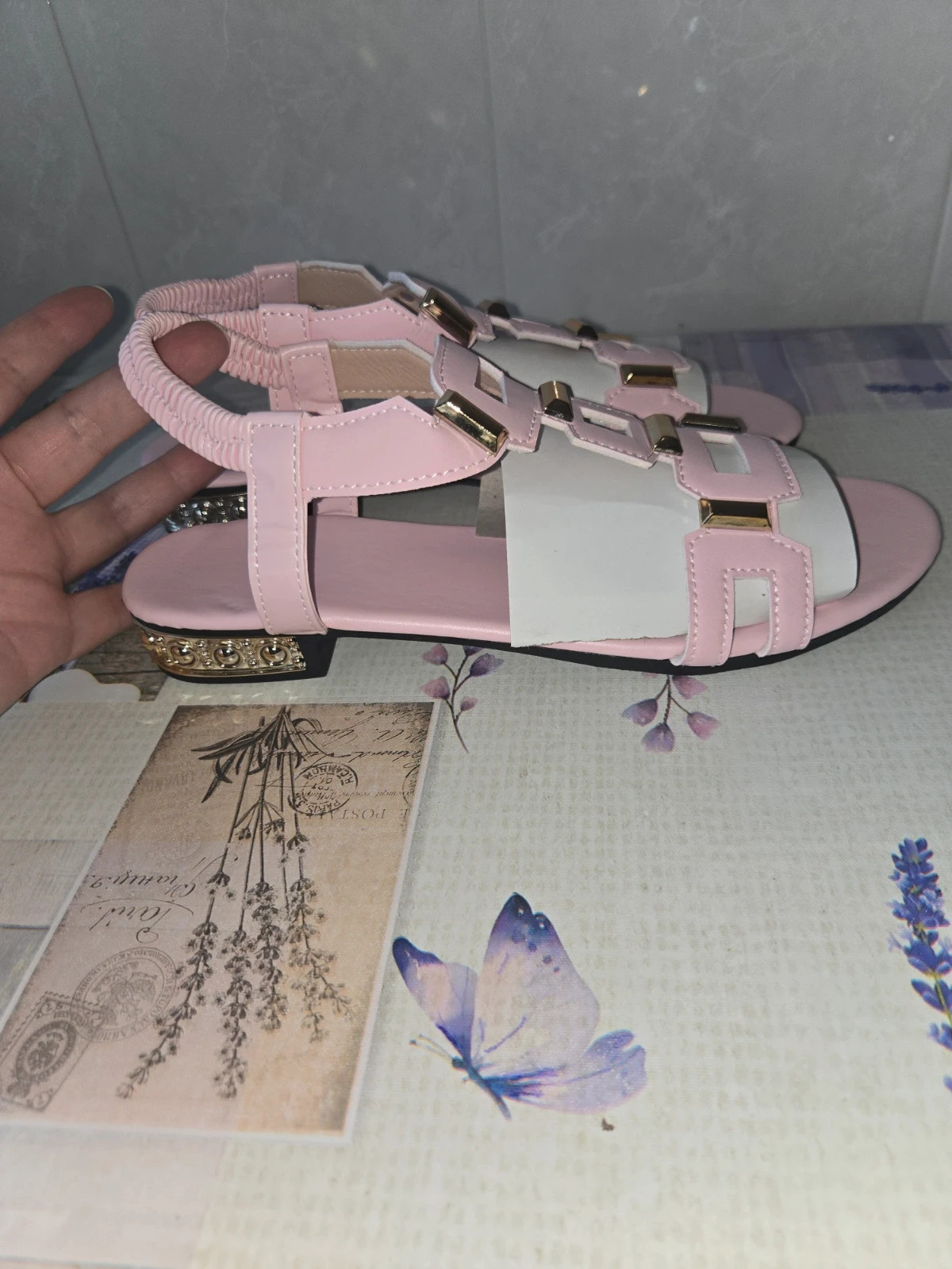 Sandalias chic rosa con detalles dorados - Talla 41 – Local – taille 41 2
