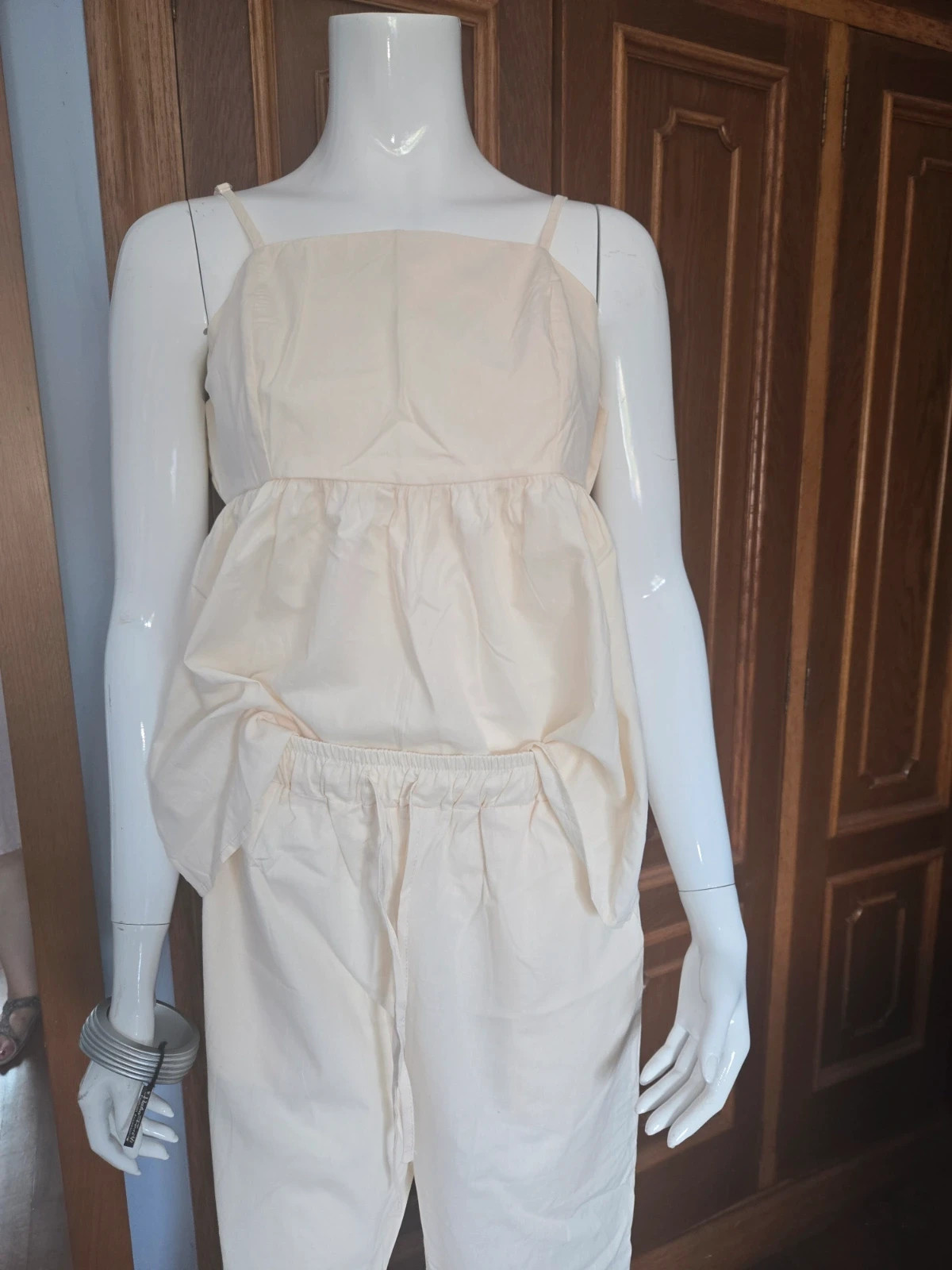 Conjunto dos piezas beige/crema (Top + Pantalón fluido) - Talla XL – Local – taille XL / 42 / 14 2