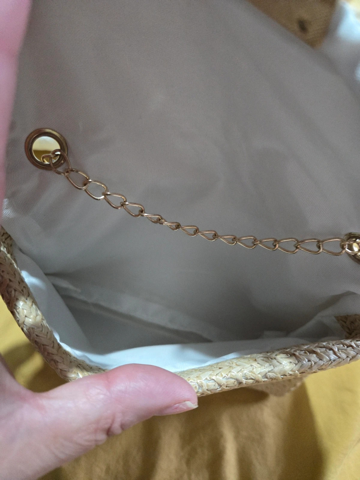 Mini bolso de paja con cadena – Amazon 4