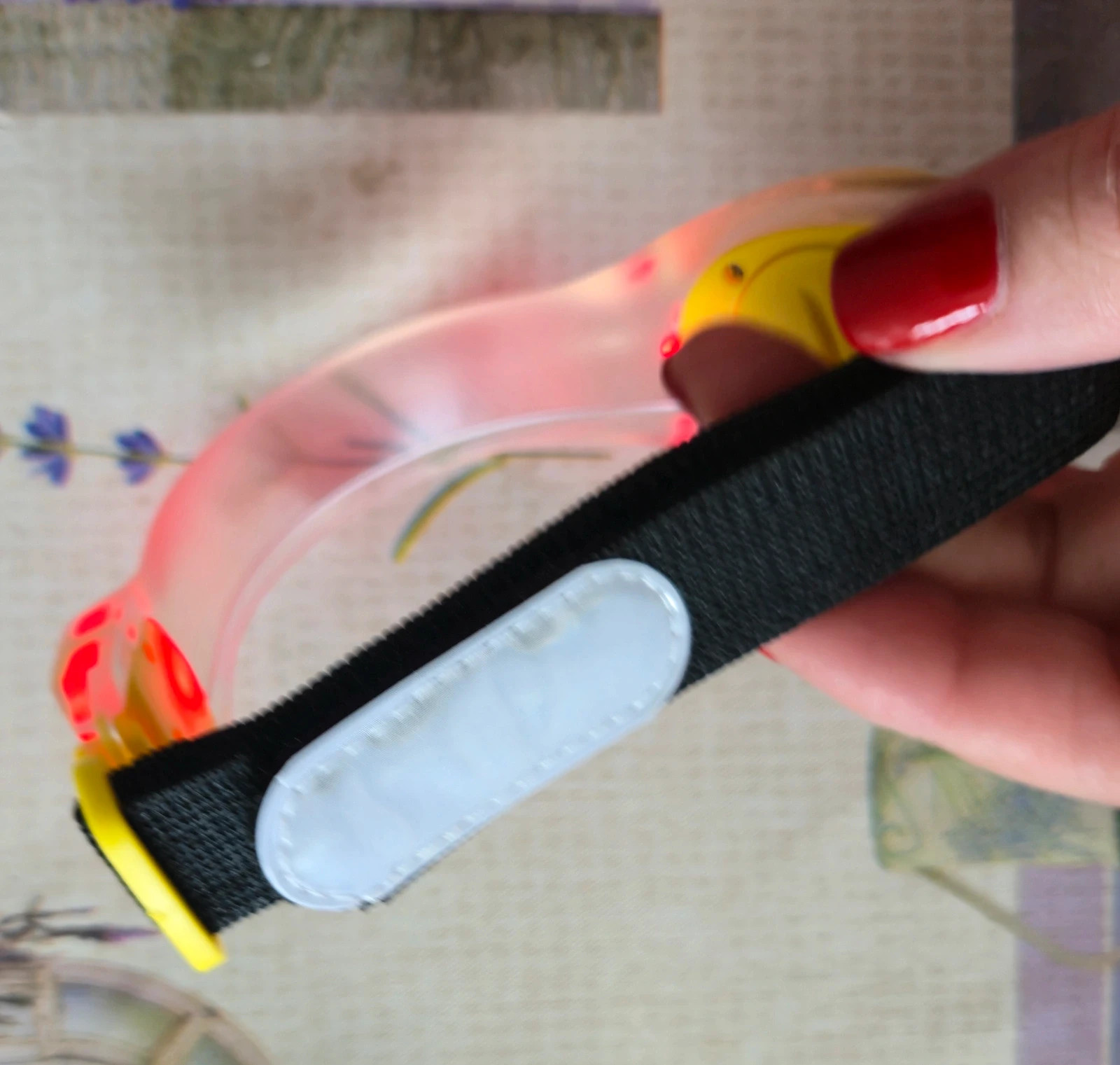 Brazalete reflectores con luz led – No Label 4