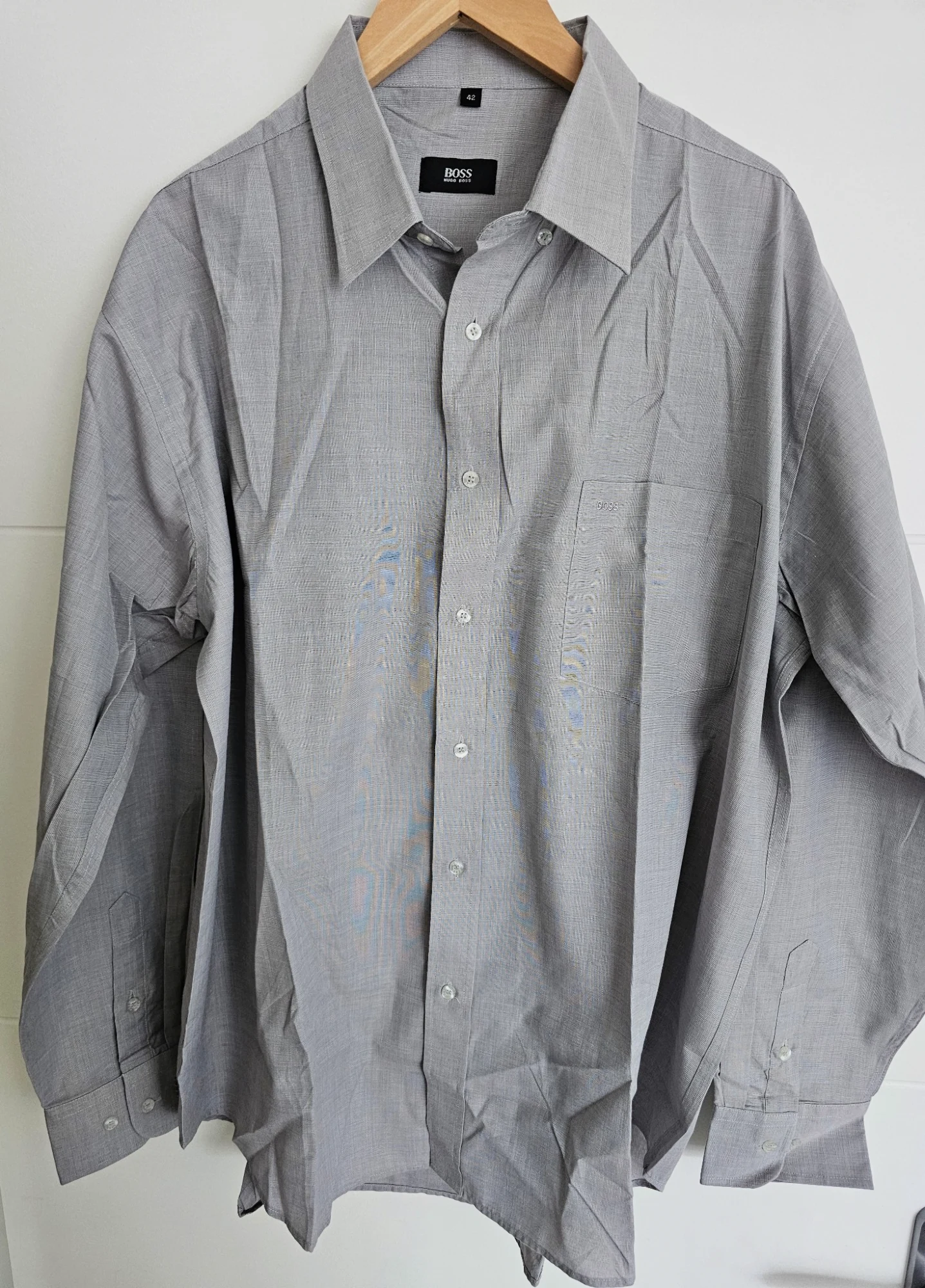 Chemise HUGO BOSS neuve T42