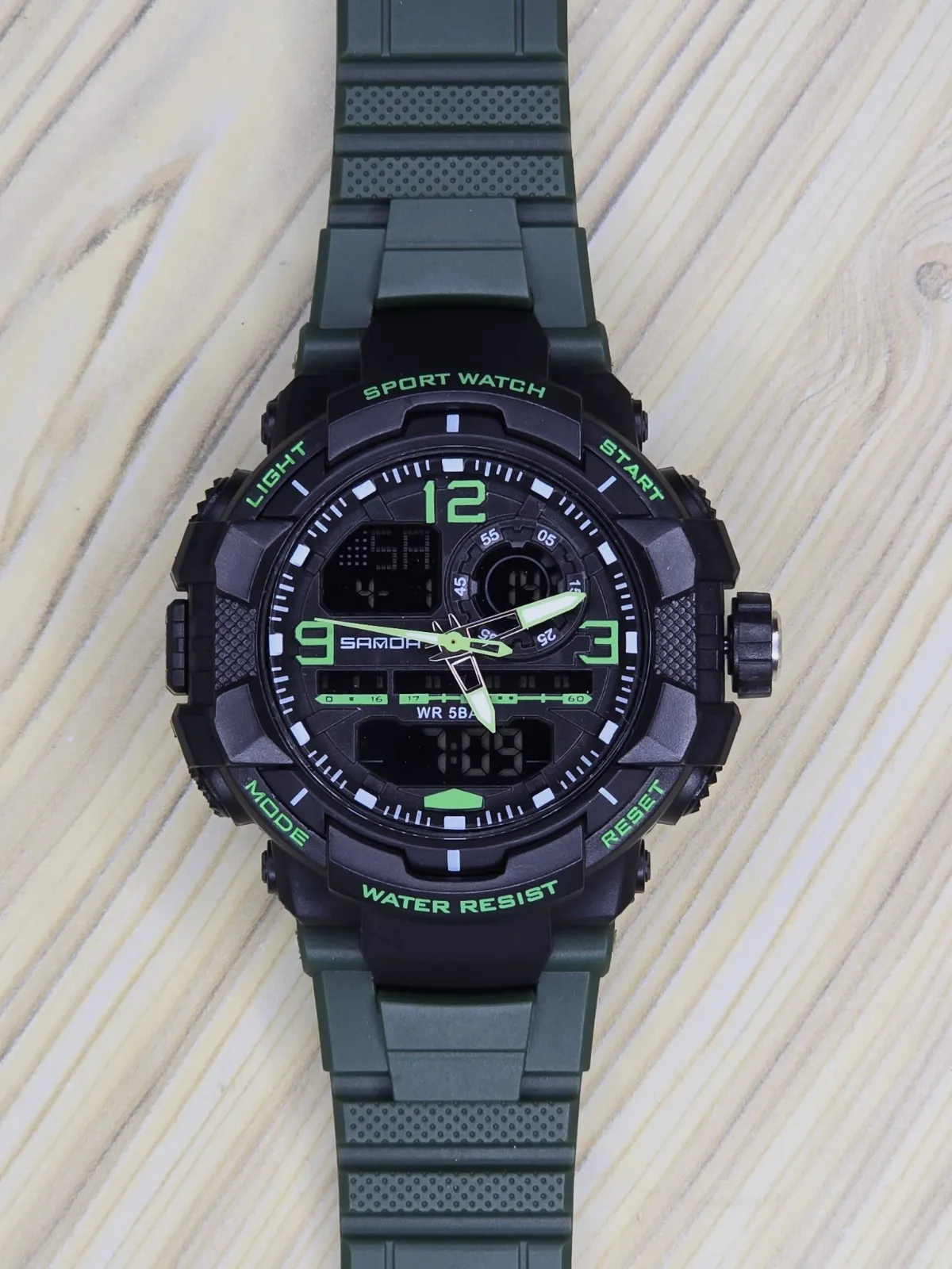 Sports Digital Watch Army Green – Sanda – taille S 2