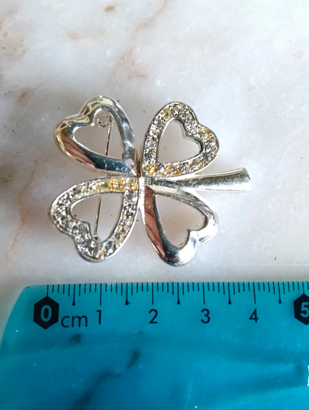 Vintage silver tone four leaf clover rhinestone brooch pin – Vintage Chic 4