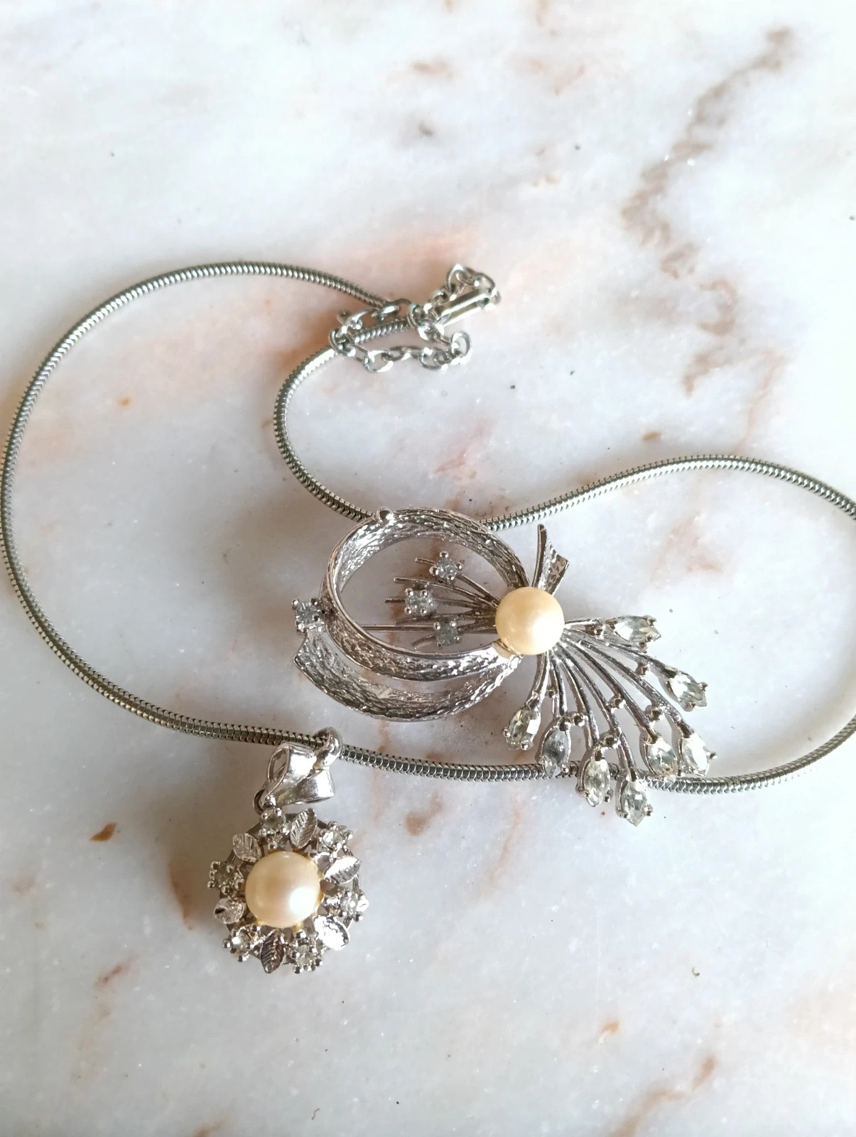 Vintage silver tone faux pearl pendant necklace and brooch – Vintage Chic 2