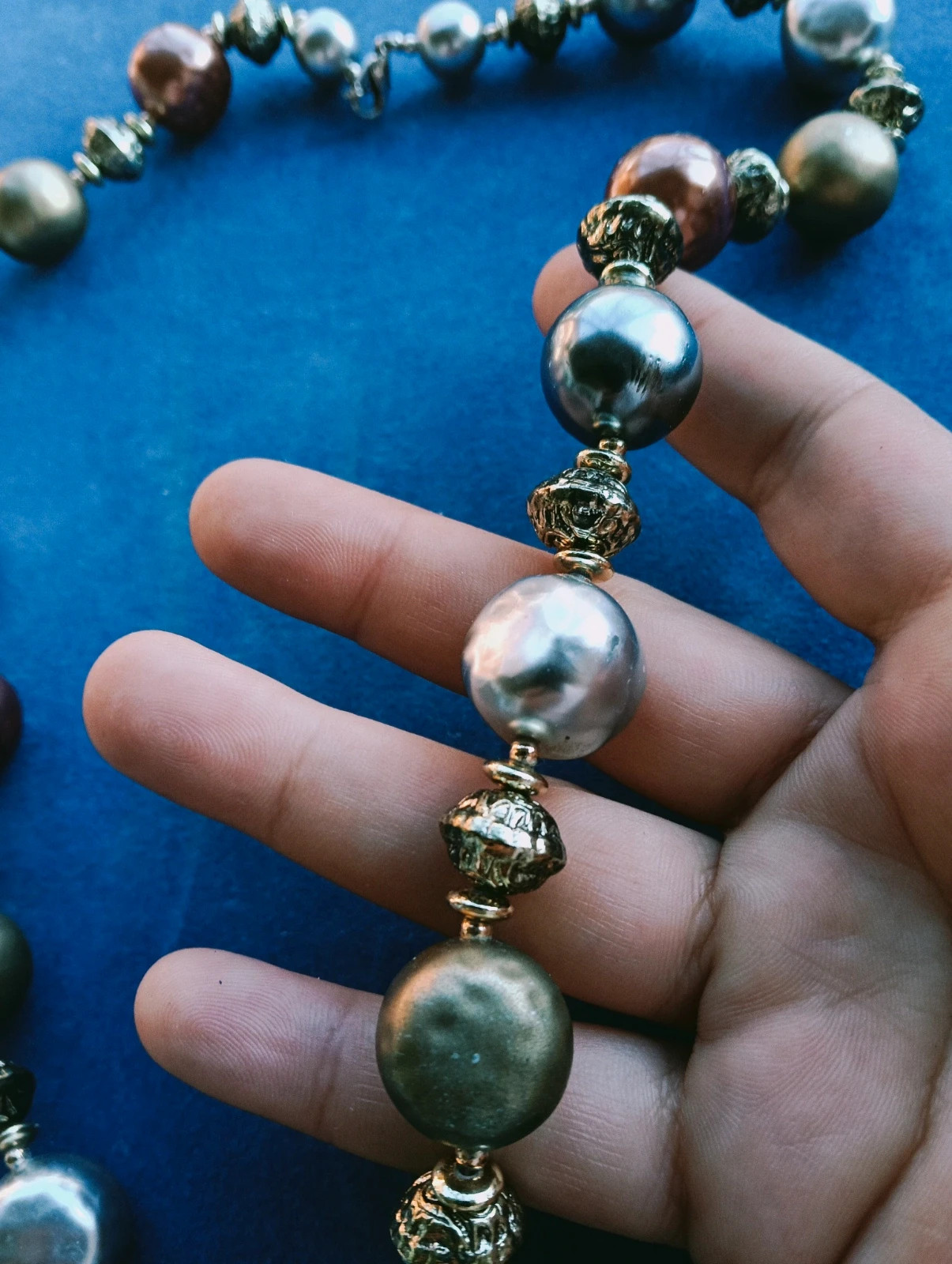 Chunky faux pearls statement necklace – Vintage Boutique 3