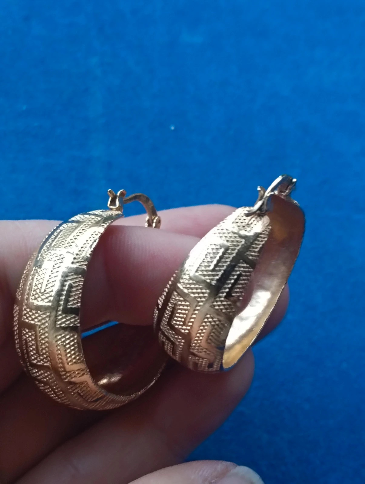 Hoop earrings – Vintage Chic 2