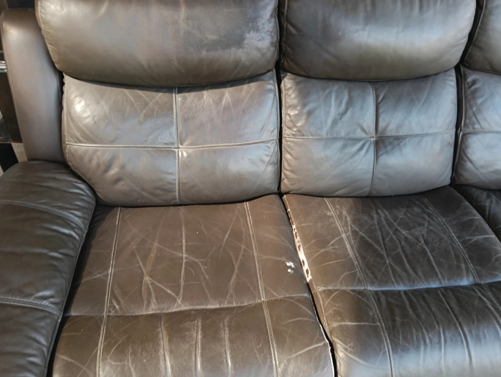 Sofá polipiel marrón reclinable 3 plazas – Conforama 2