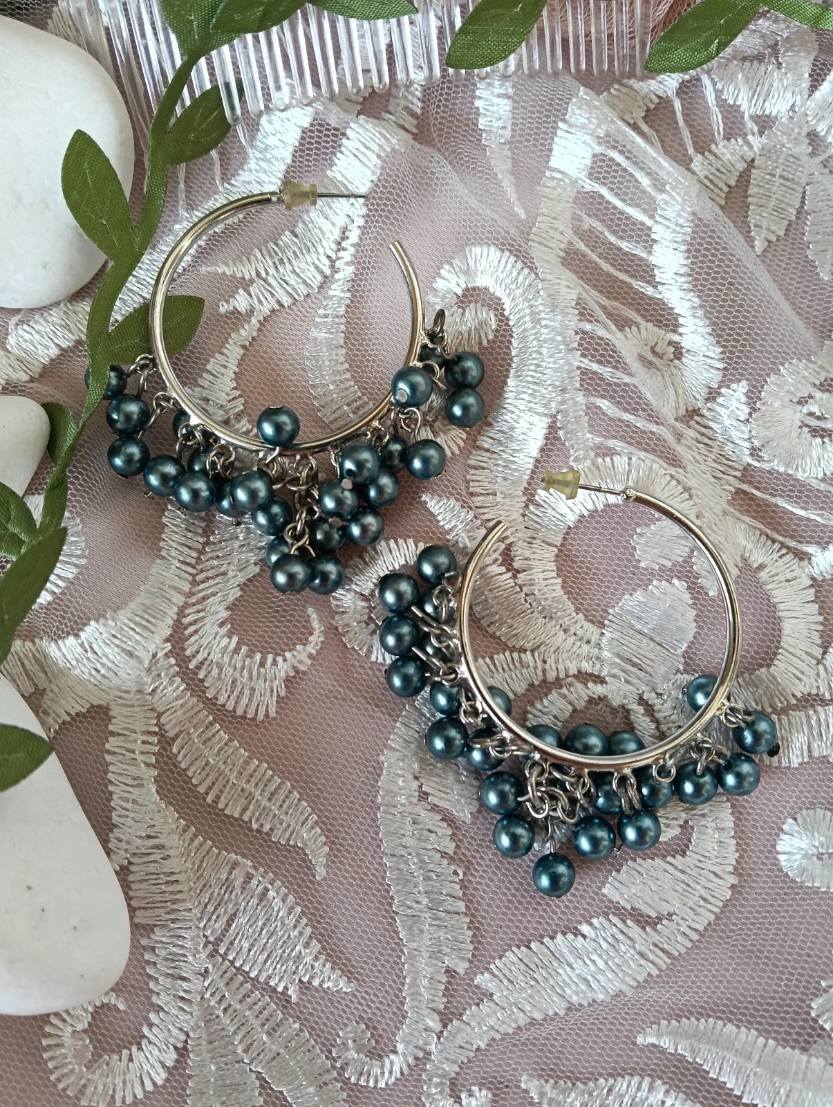 Boucles d'oreilles Hoop earrings with faux pearls