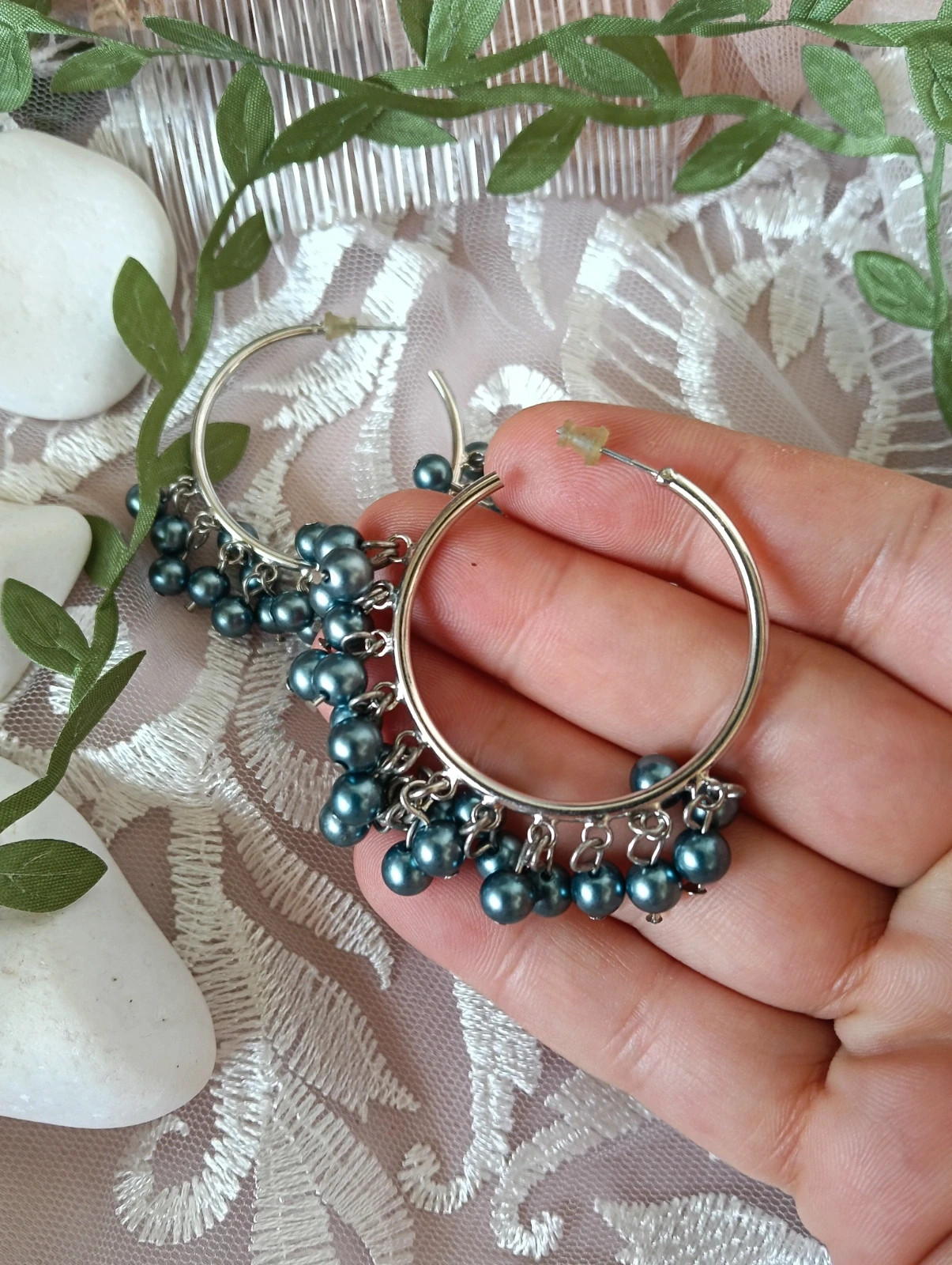 Boucles d'oreilles Hoop earrings with faux pearls – Vintage Boutique 3