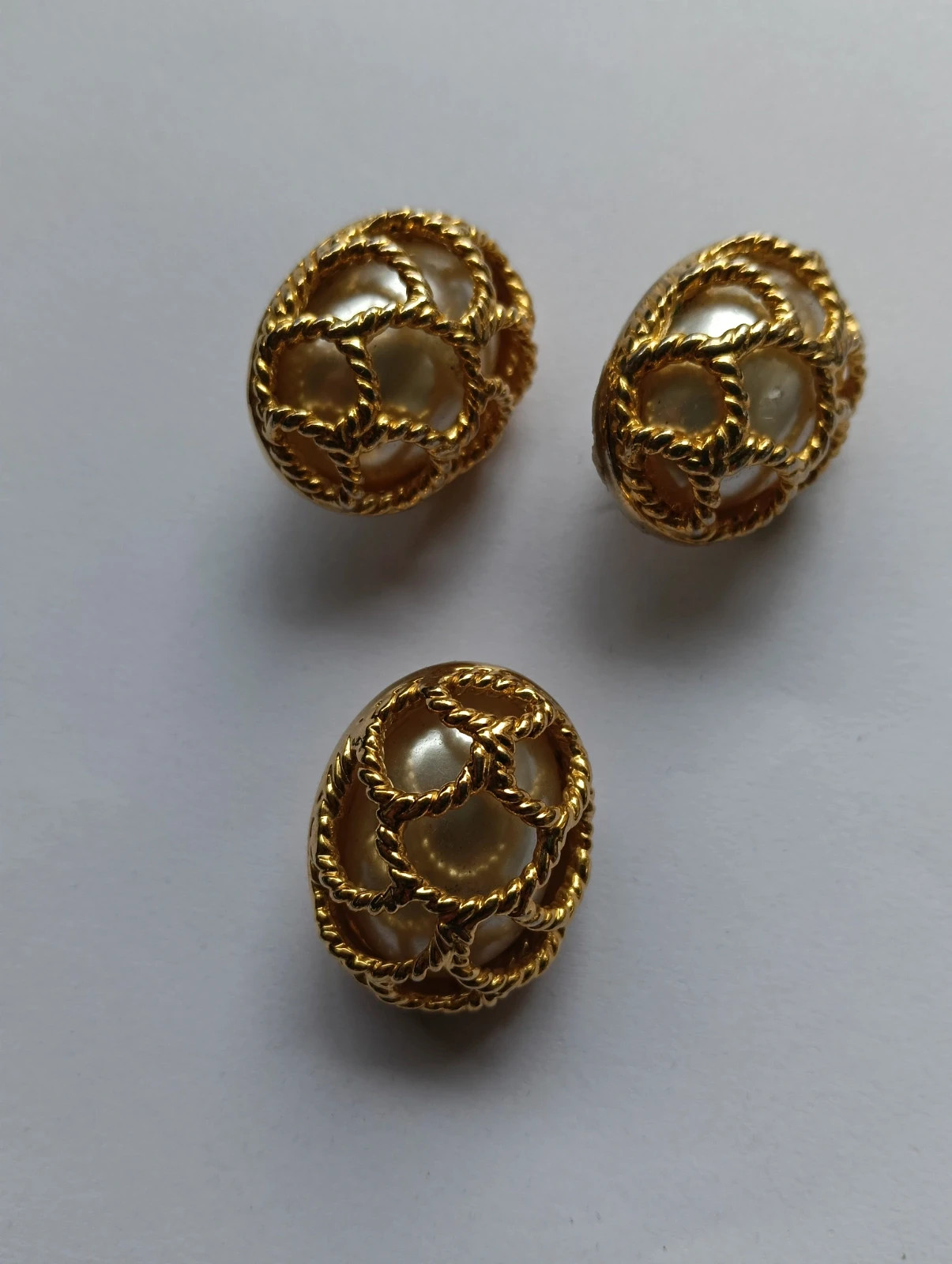 Vintage 80s gold tone rope lattice & faux pearl statement trio