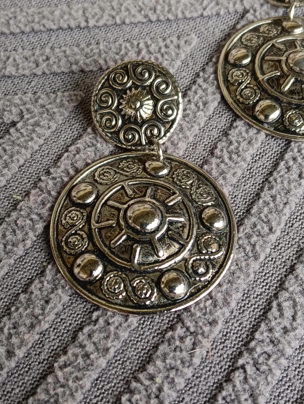 Vintage earrings metal – vintage boutique Paris 2