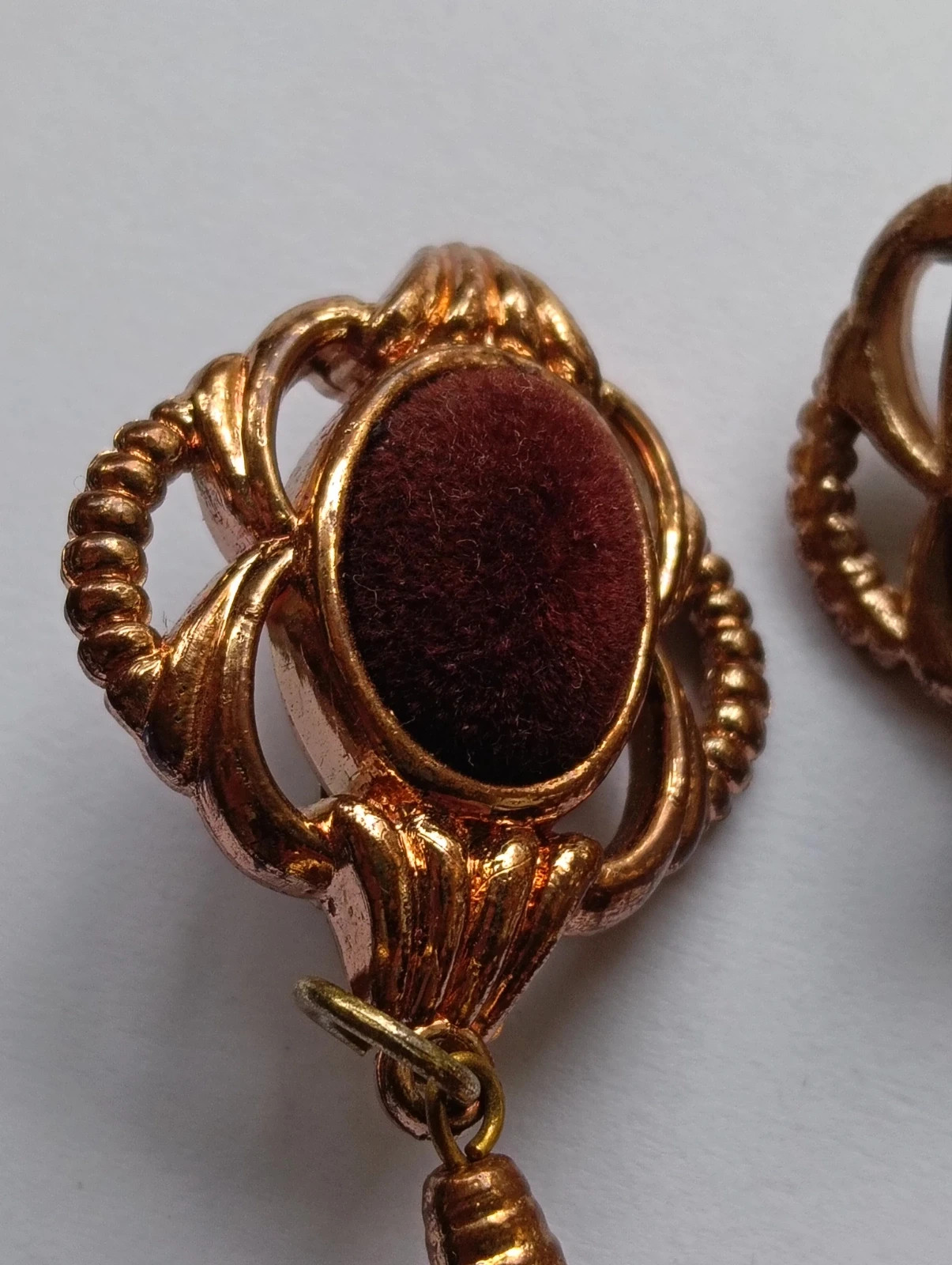 Vintage gold tone and brown flocked Velvet earrings – ArtDeco 5