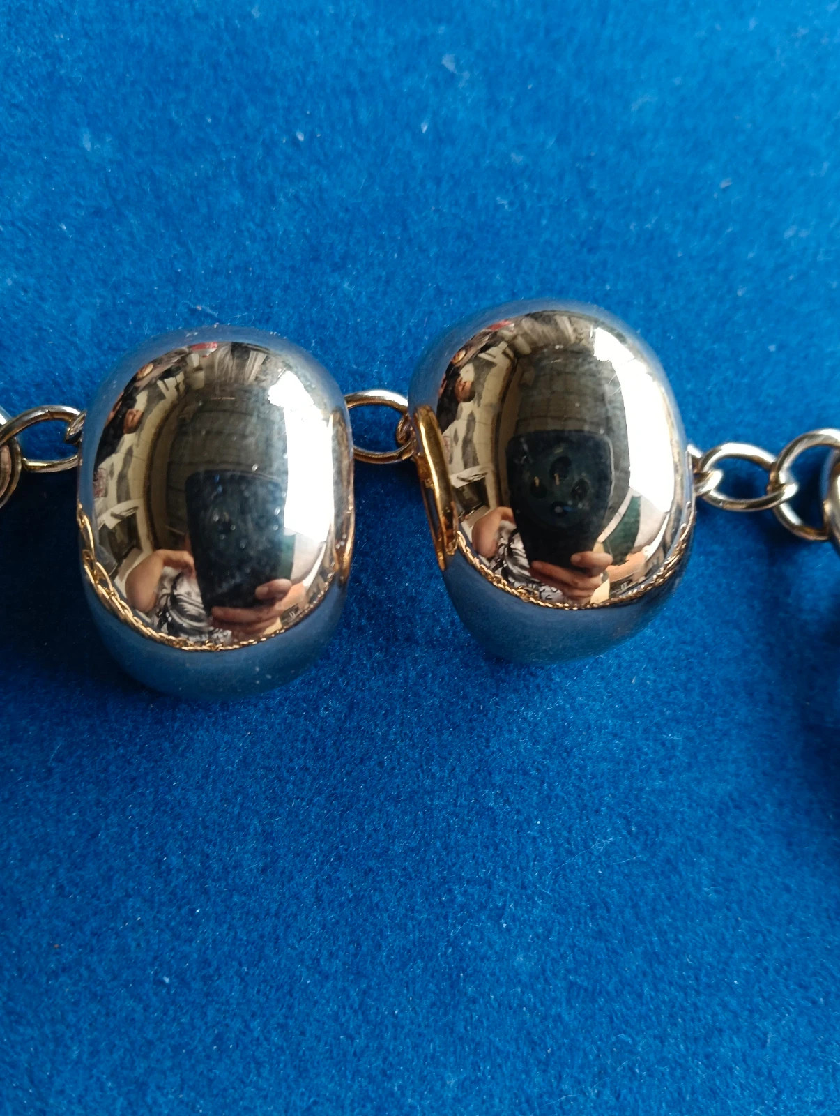 Set vintage clip earrings and necklace gold tone – Vintage Chic 2