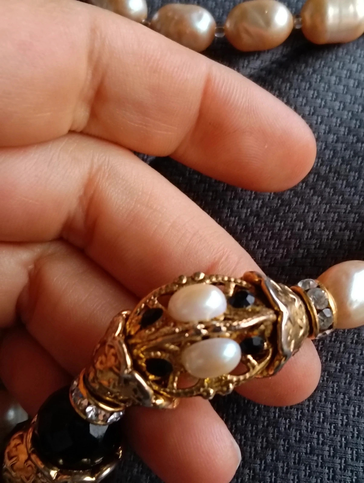 Vintage baroque Pearl with black Onix bow clasp – Vintage Love 3