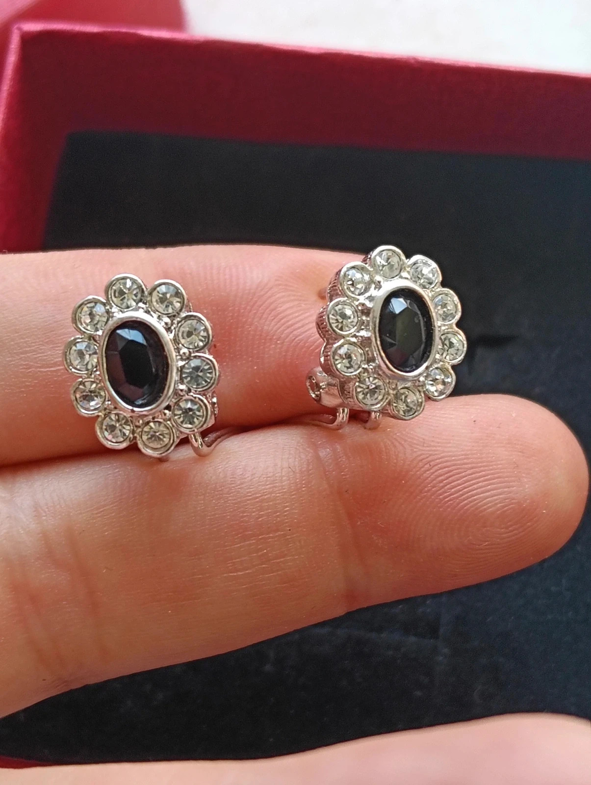 Vintage silver plated June earrings Onix cabochon – Vintage Love 2