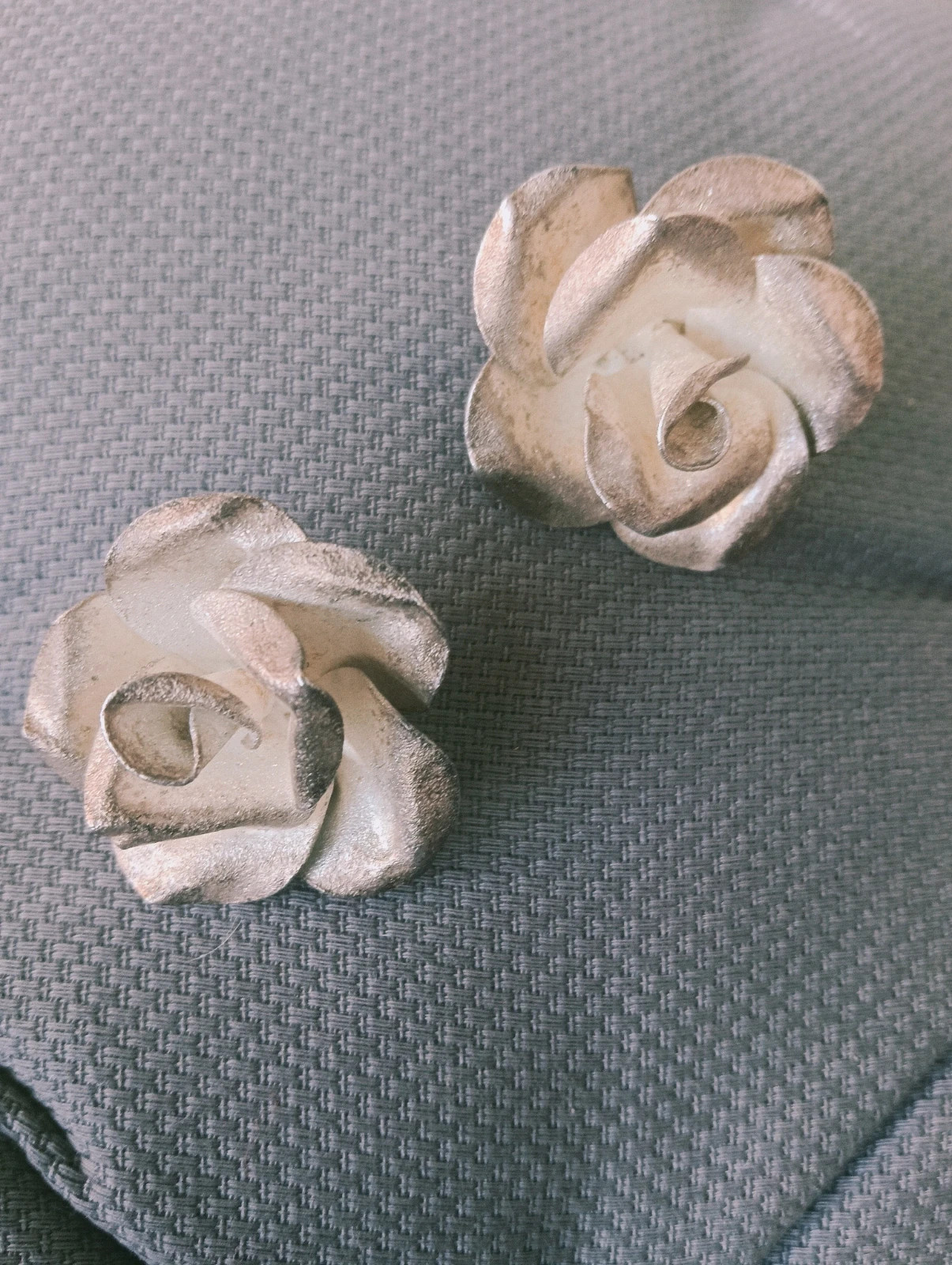 Vintage silver tone sculpted rose stud earrings statement circa 1960 – Couture 2