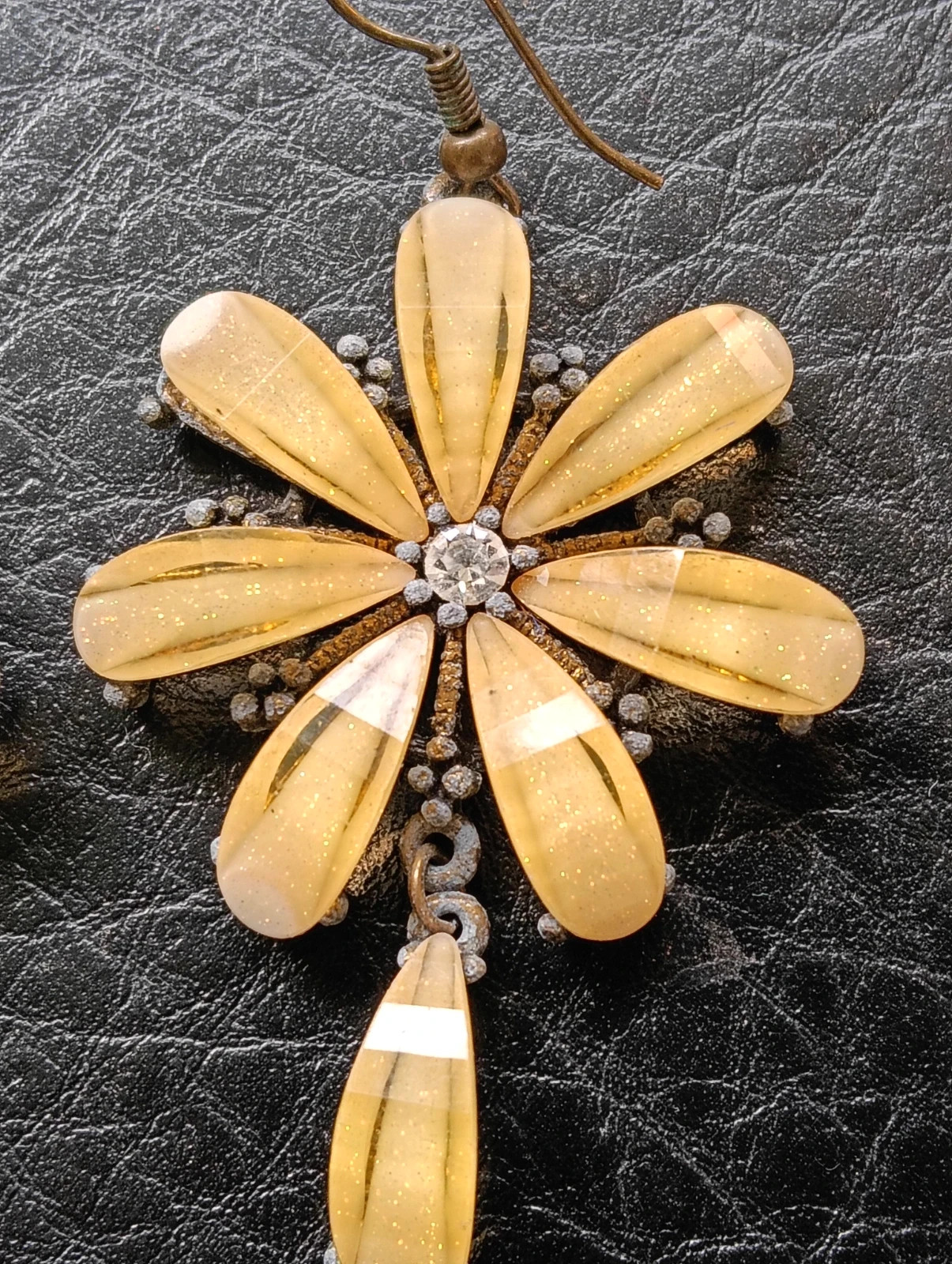 Vintage boho chic daisy drop earrings – Boheme 3
