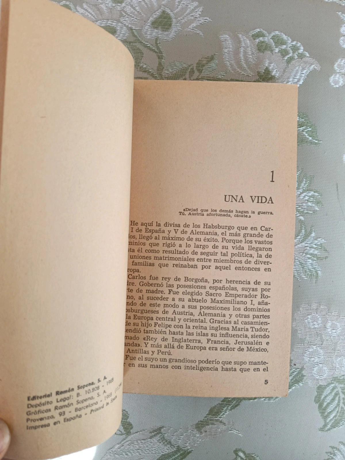 Libro Carlos V Editorial Sopeña 1968 – antiguo 3