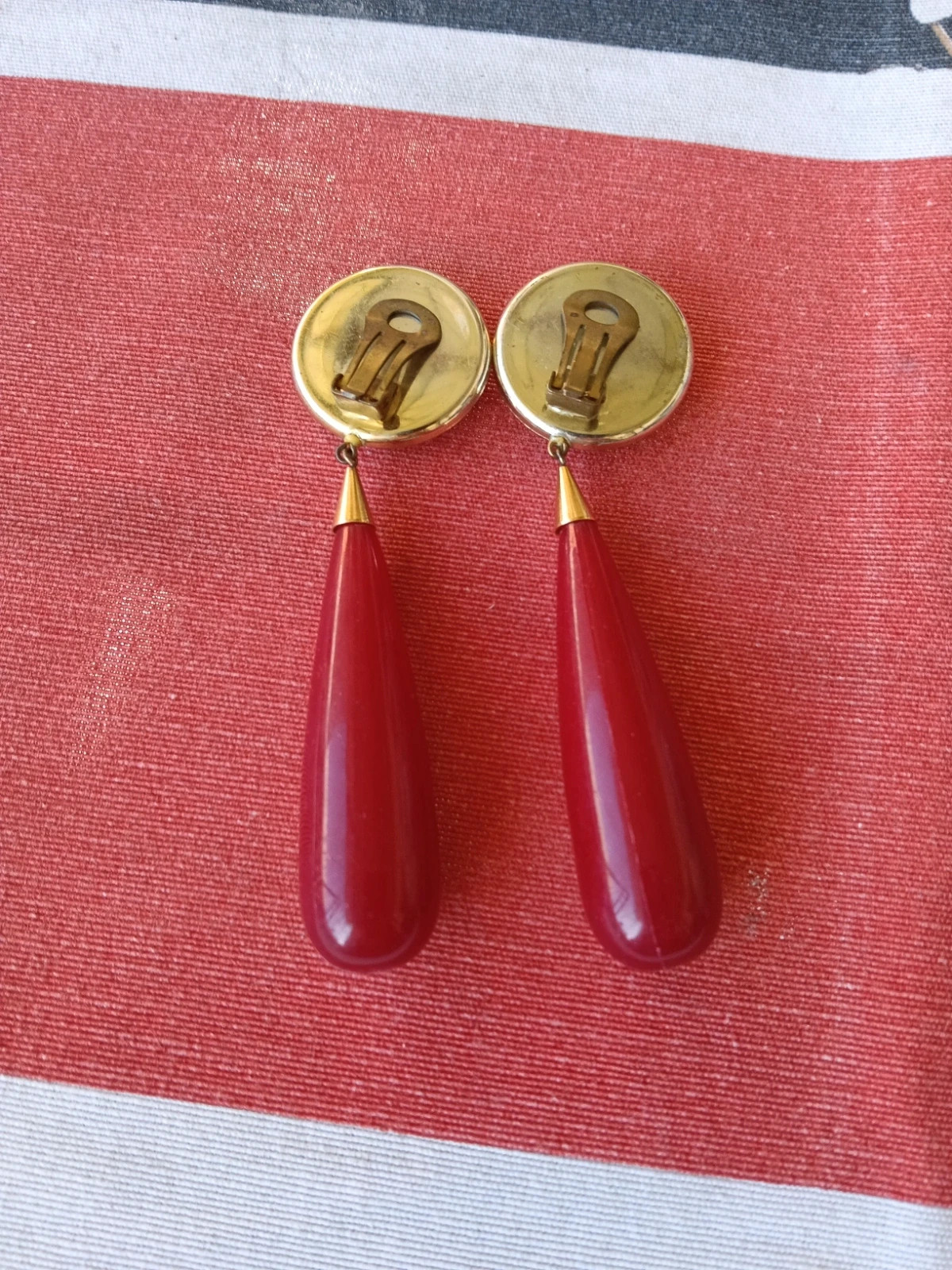 🔥SALE🔥Vintage Red resin maxi earrings – Vintage Dressing 3