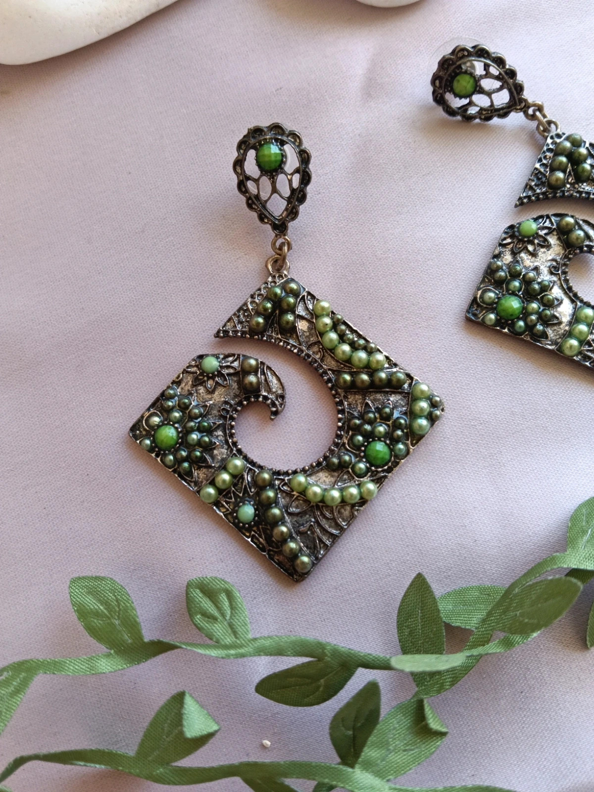 Vintage statement spiral square earrings maxi- silver tone with Greenboho chic – Vintage Love 2