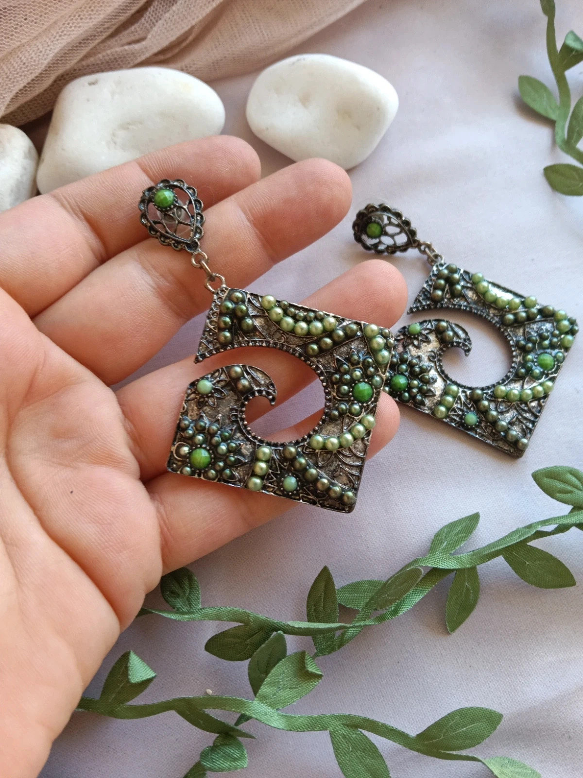 Vintage statement spiral square earrings maxi- silver tone with Greenboho chic – Vintage Love 3