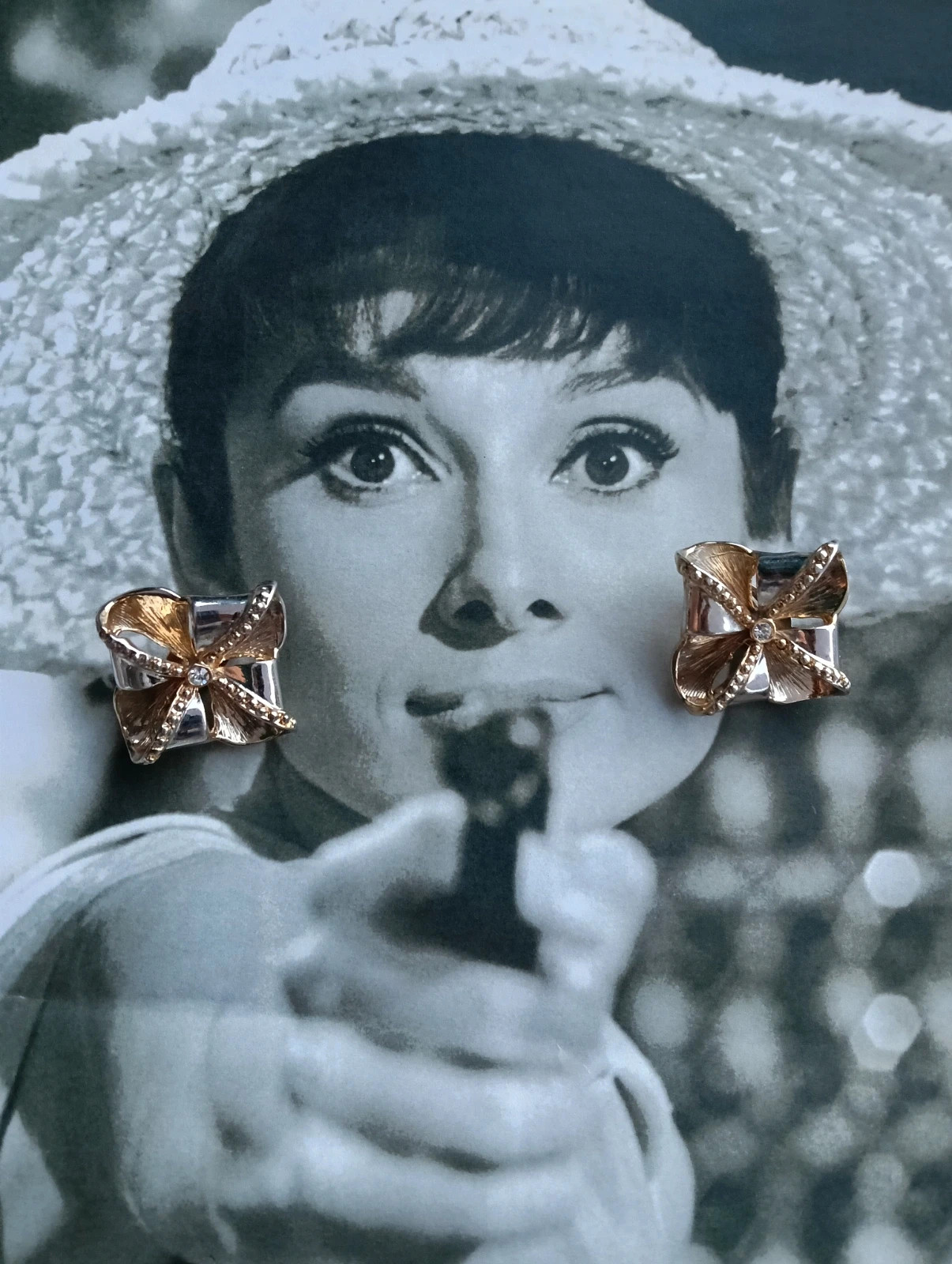 Elegant vintage Les Bernad Style silver plated clip on earrings – Couture 2